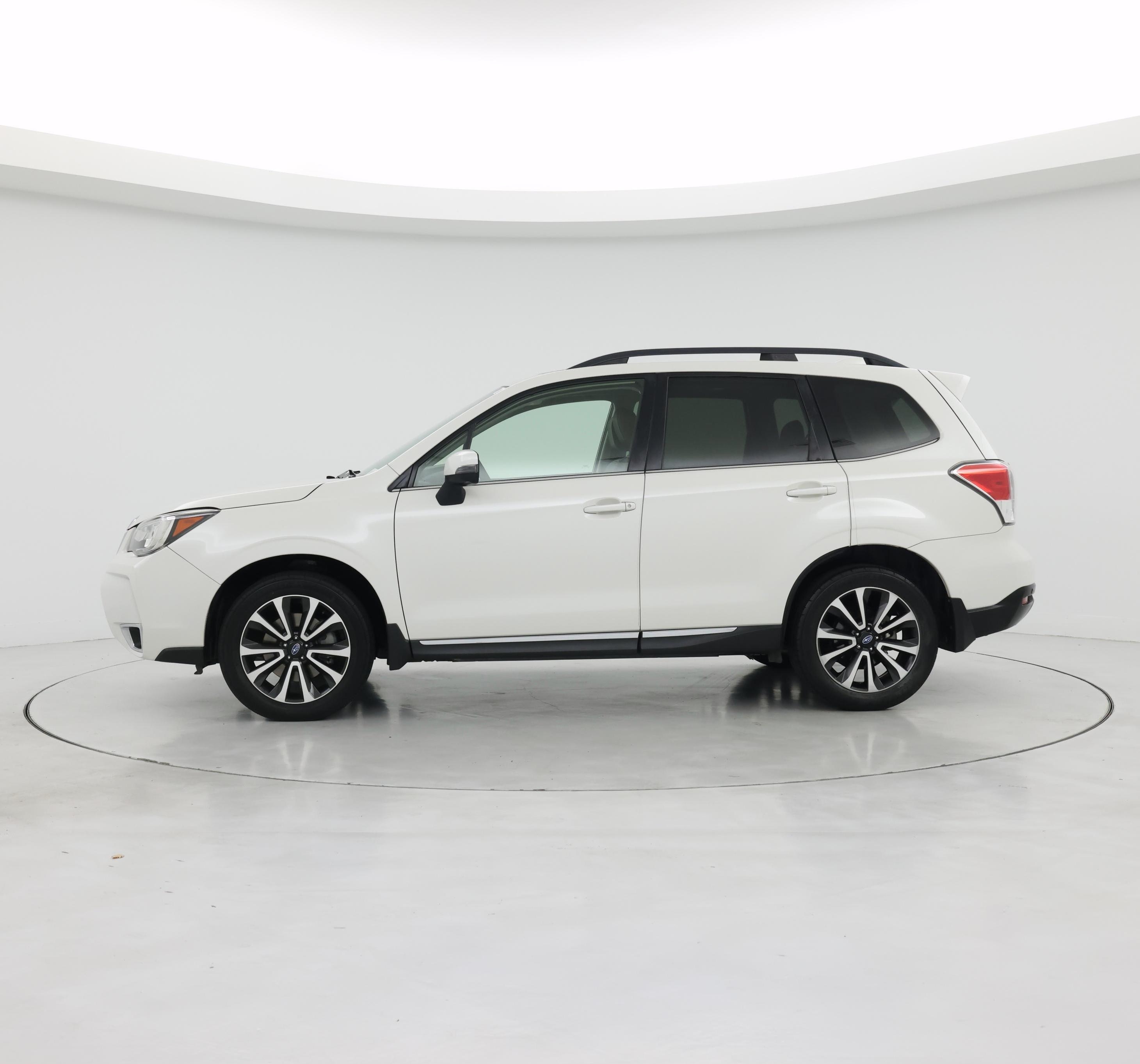 Thumbnail: 2017 Subaru Forester - 3