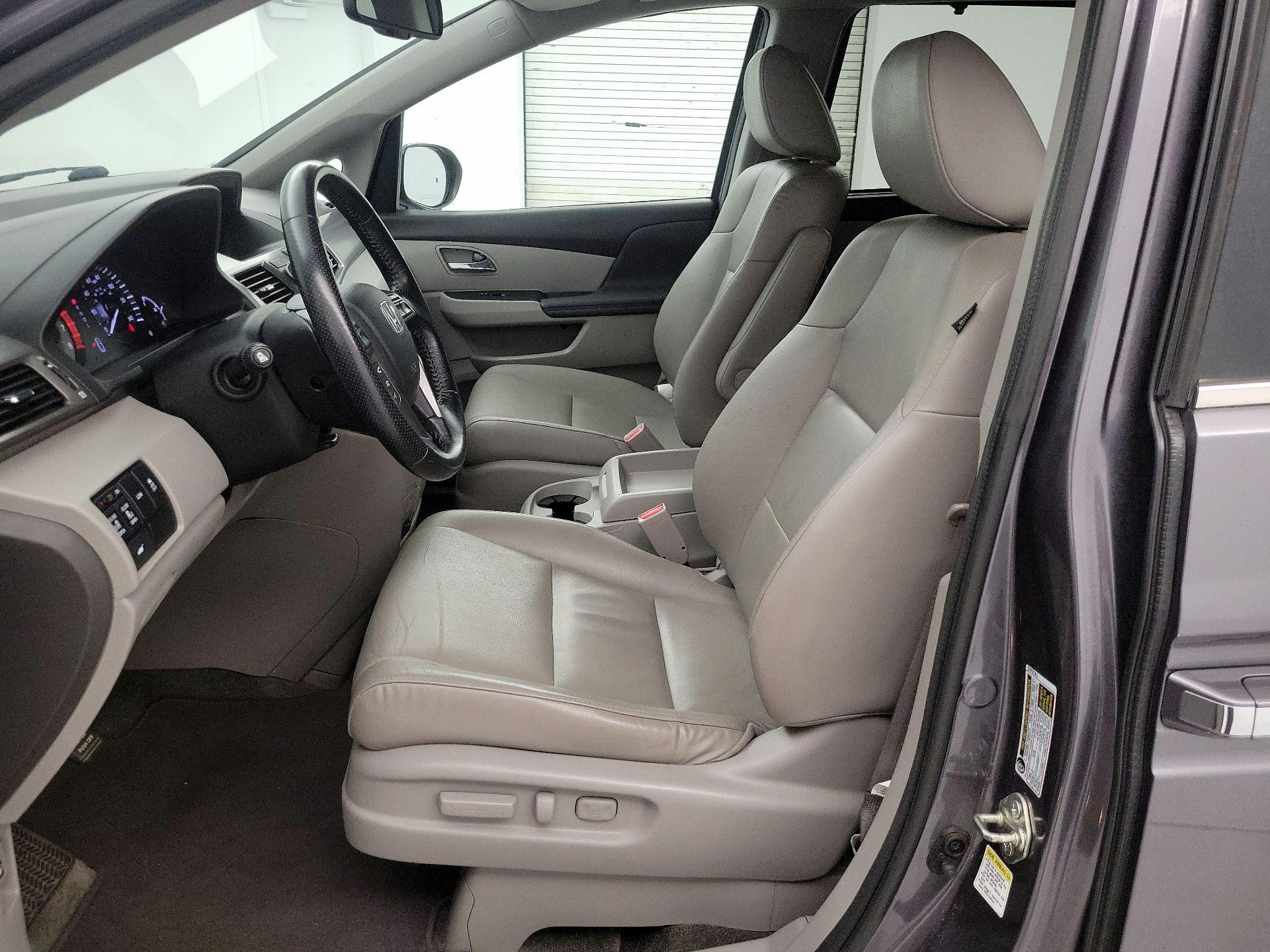 Thumbnail: 2015 Honda Odyssey - 11