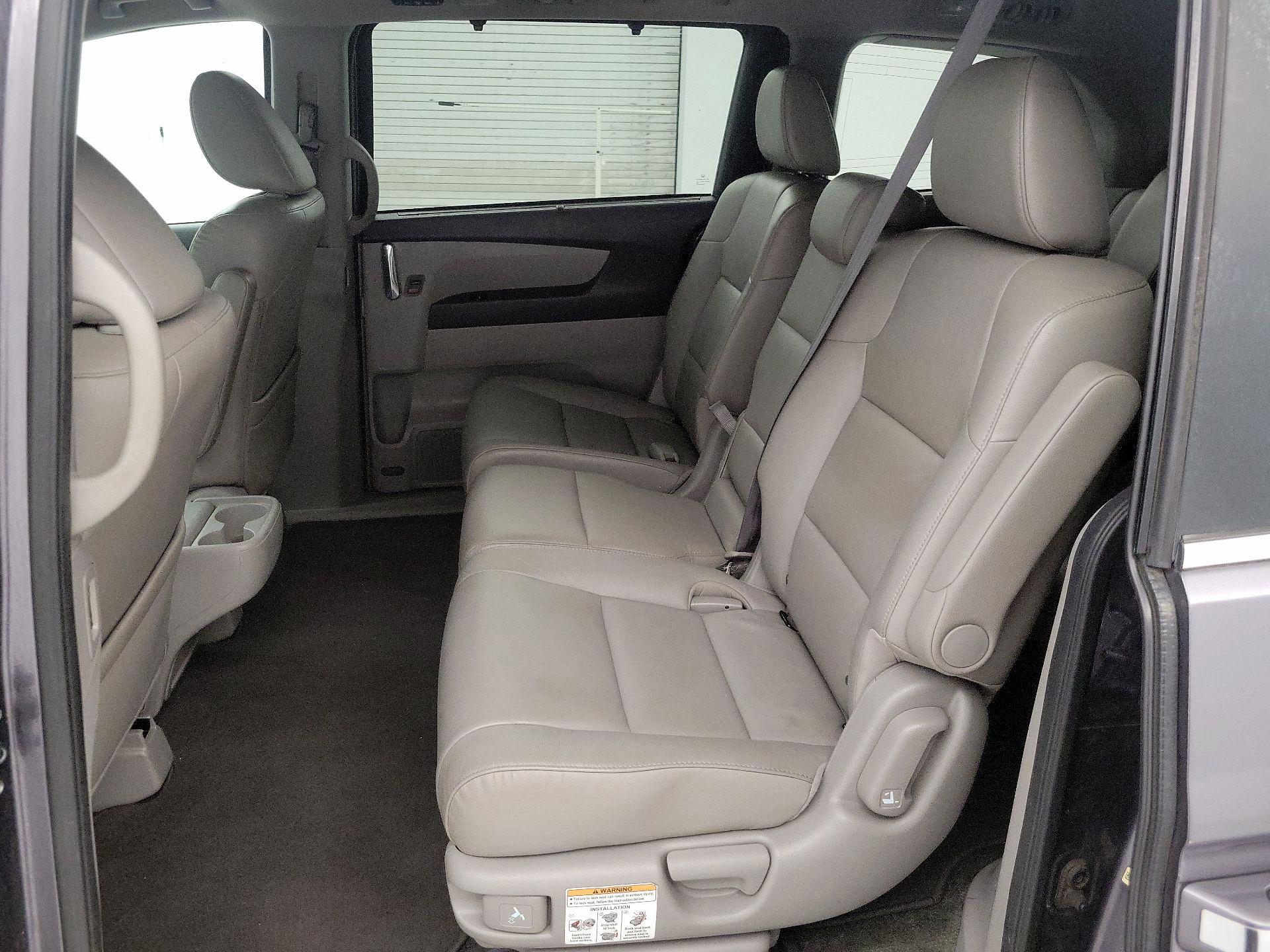 Thumbnail: 2015 Honda Odyssey - 18