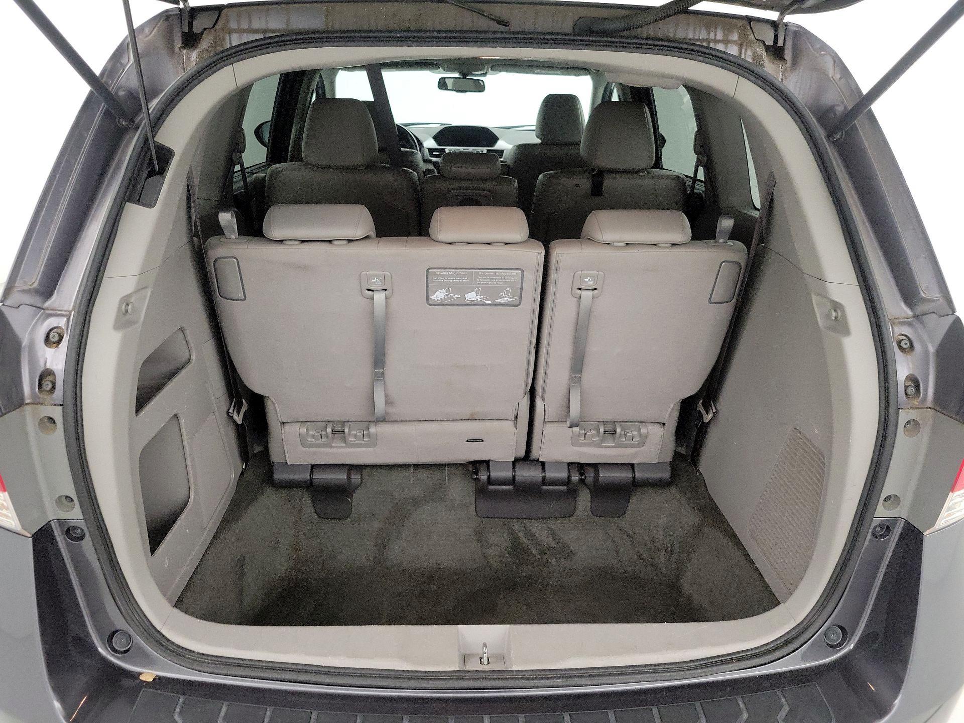 Thumbnail: 2015 Honda Odyssey - 20