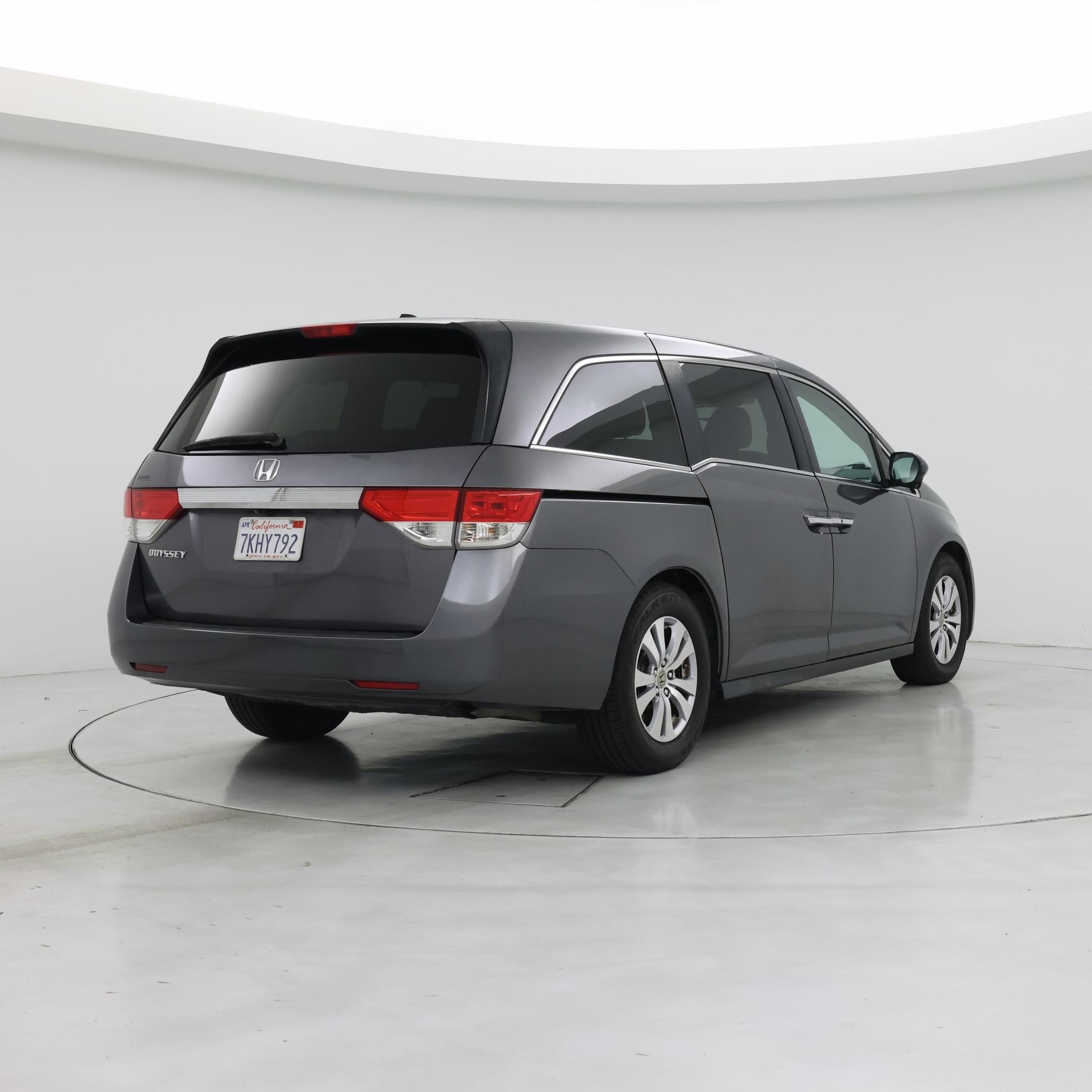 Thumbnail: 2015 Honda Odyssey - 8