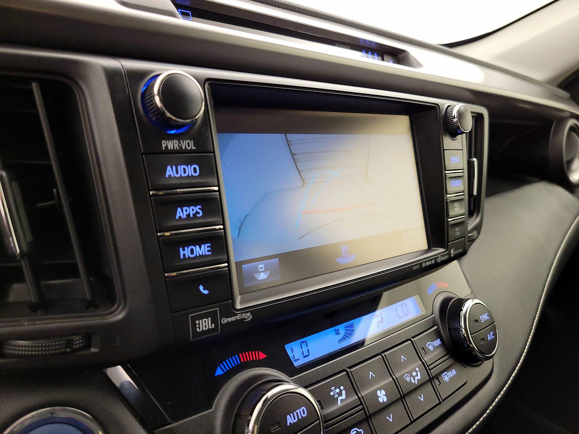 Thumbnail: 2017 Toyota RAV4 - 15