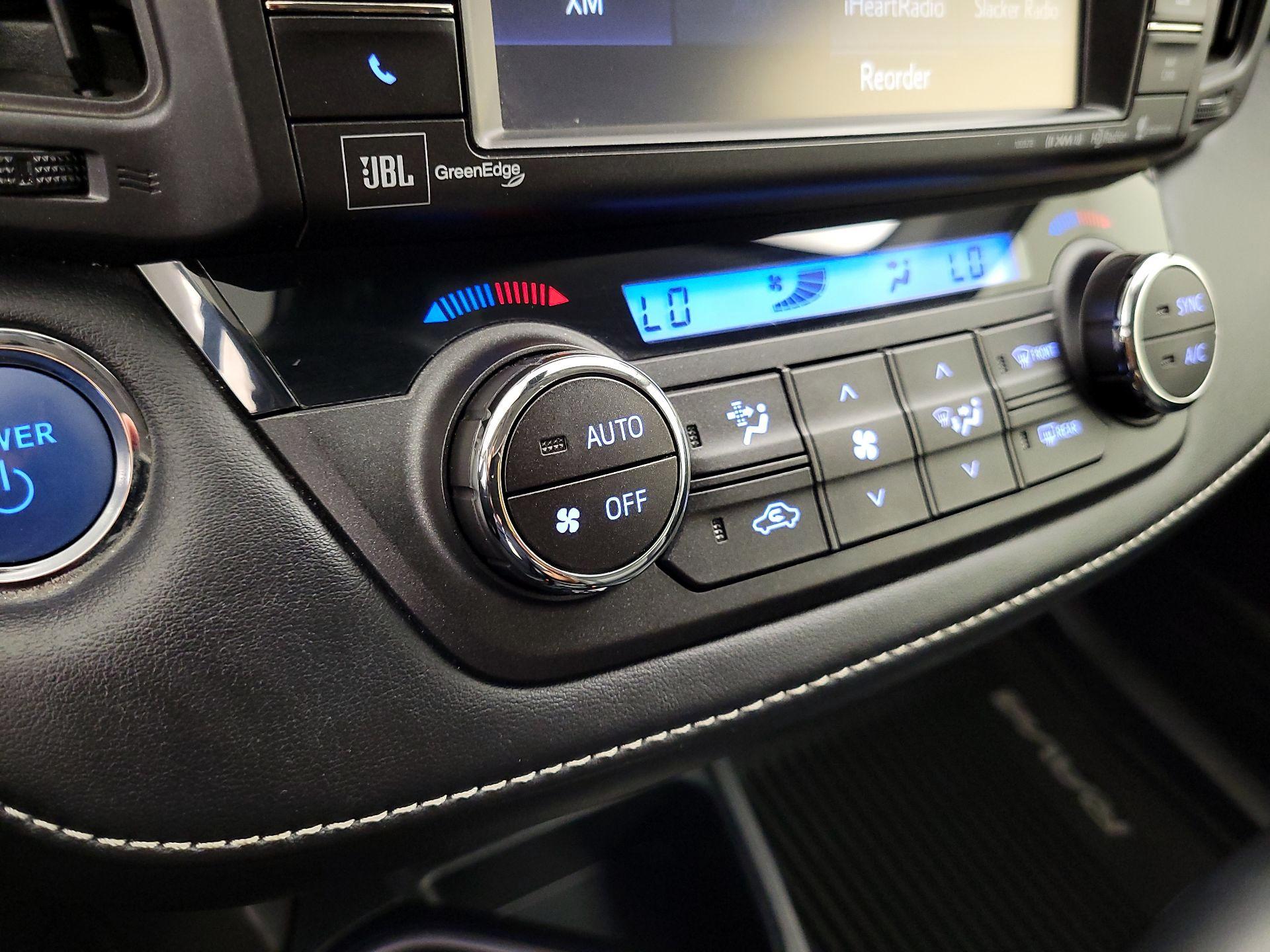 Thumbnail: 2017 Toyota RAV4 - 17