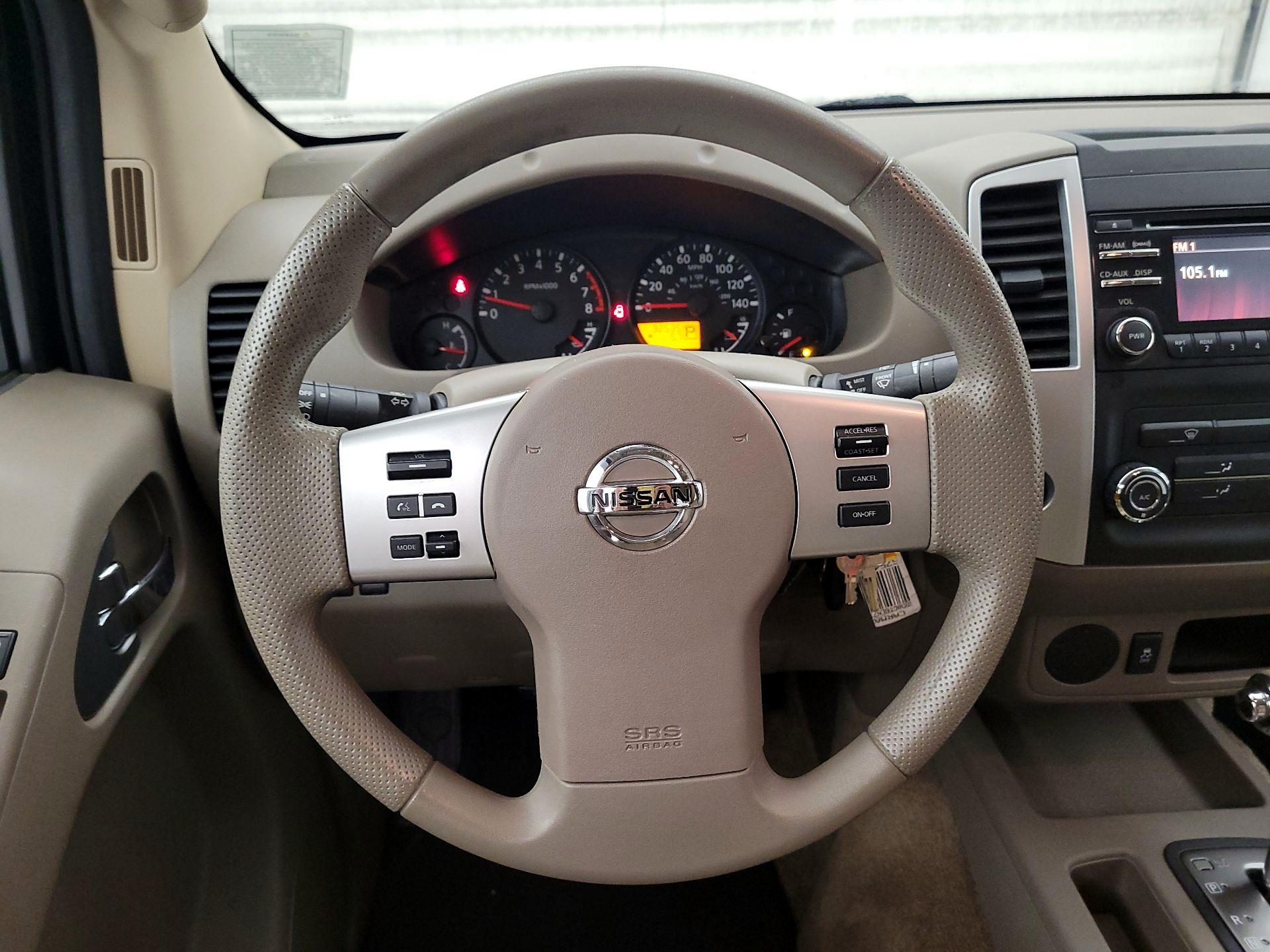 Thumbnail: 2014 Nissan Frontier - 10