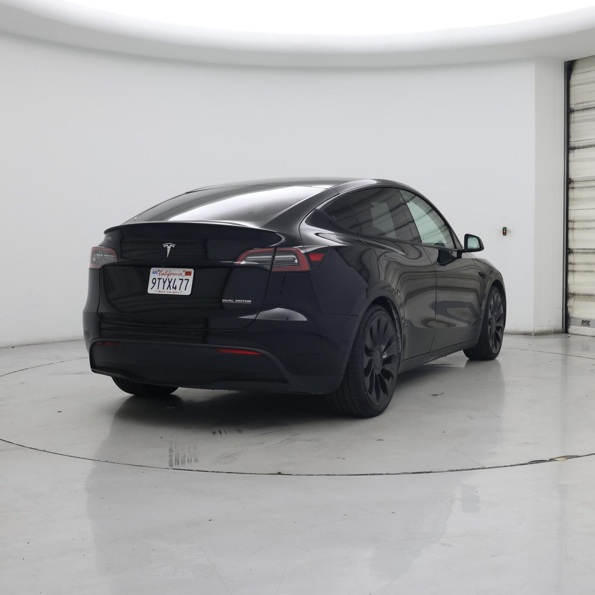 Thumbnail: 2023 Tesla Model Y - 8