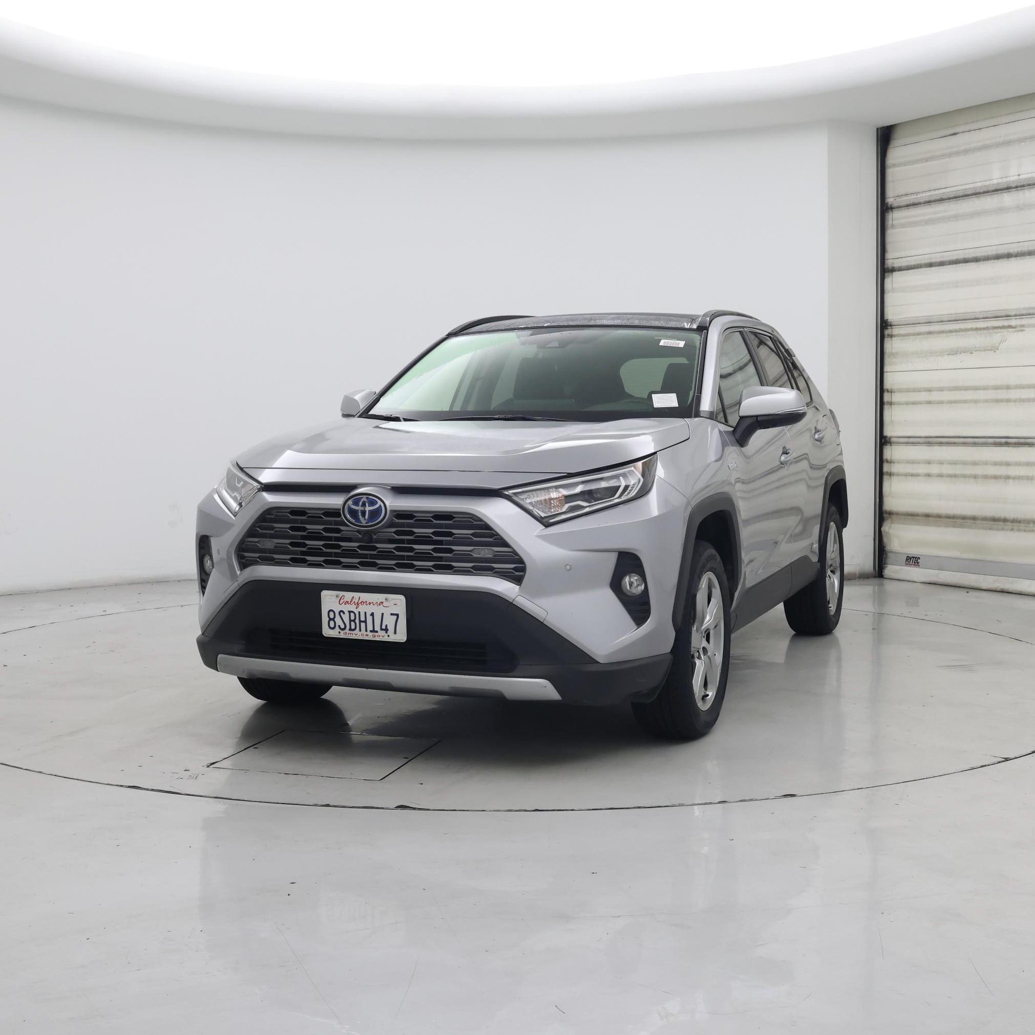 Thumbnail: 2020 Toyota RAV4 - 4