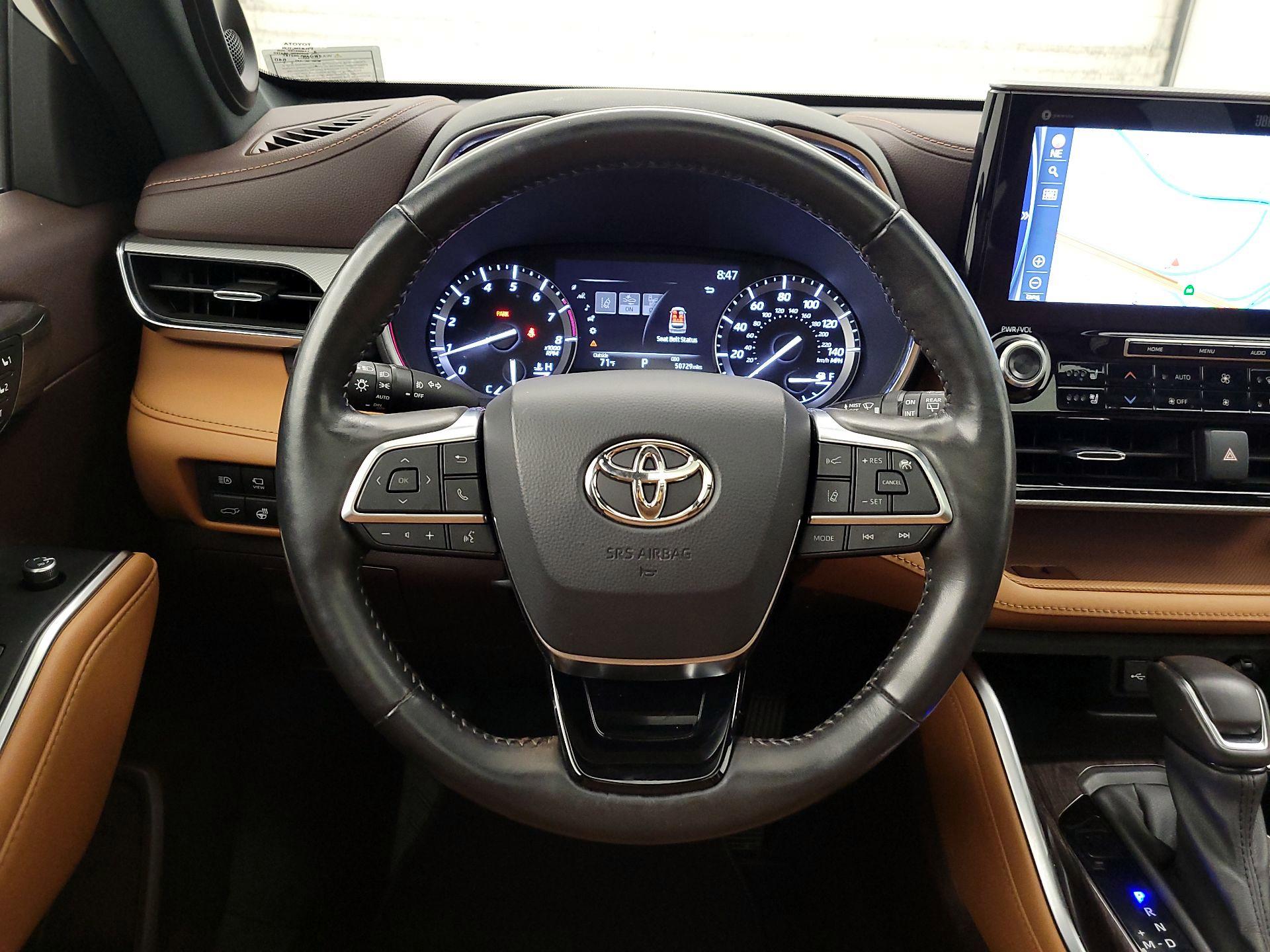 Thumbnail: 2020 Toyota Highlander - 10