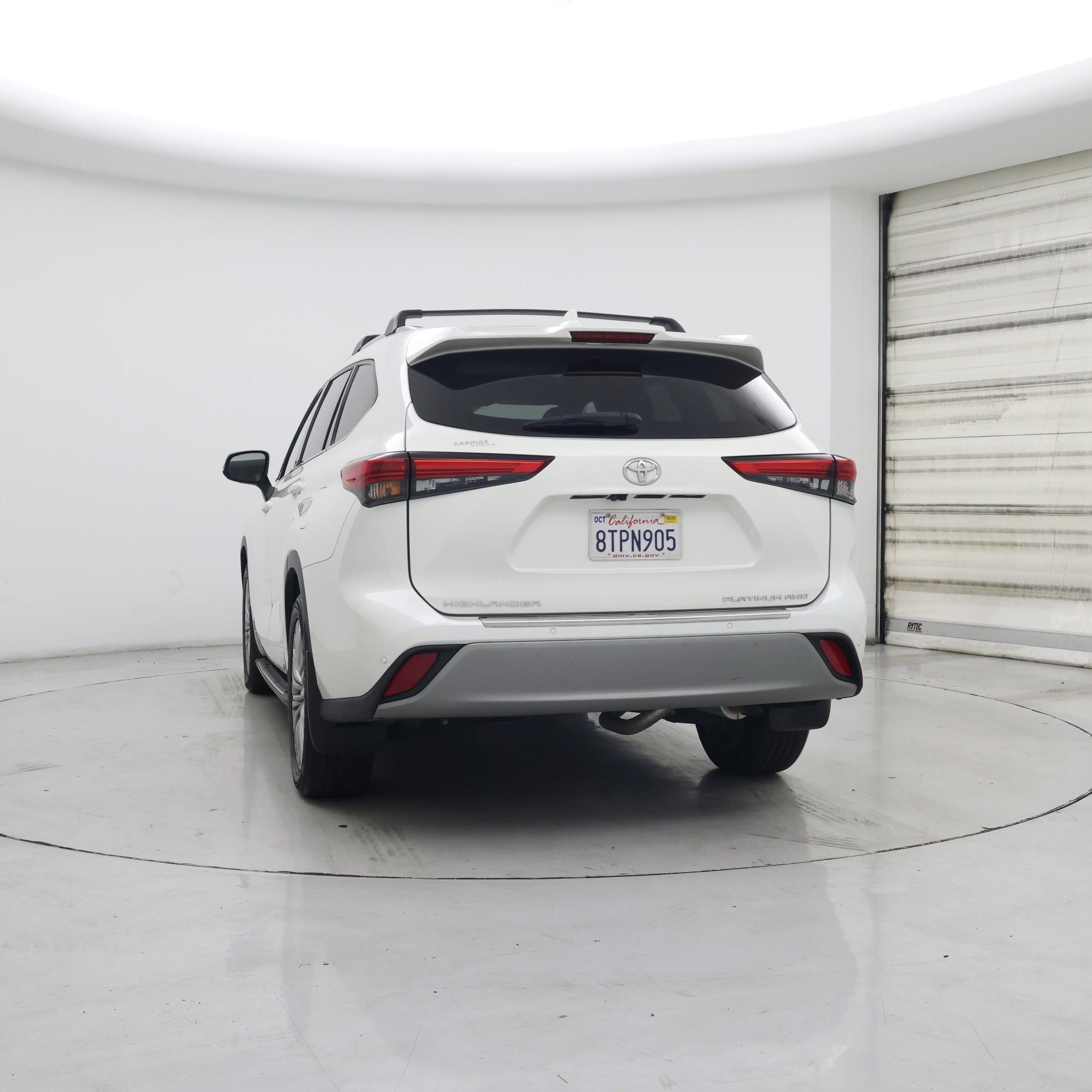 Thumbnail: 2020 Toyota Highlander - 6