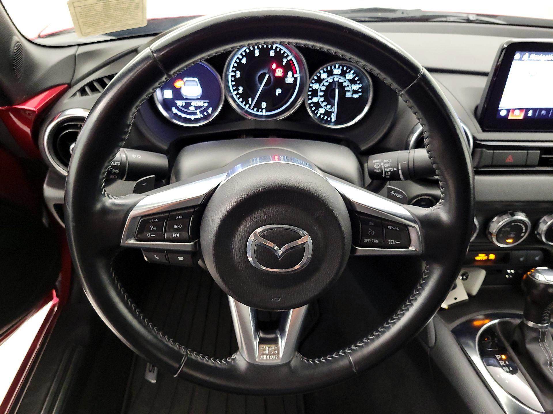 Thumbnail: 2020 Mazda MX-5 Miata - 10