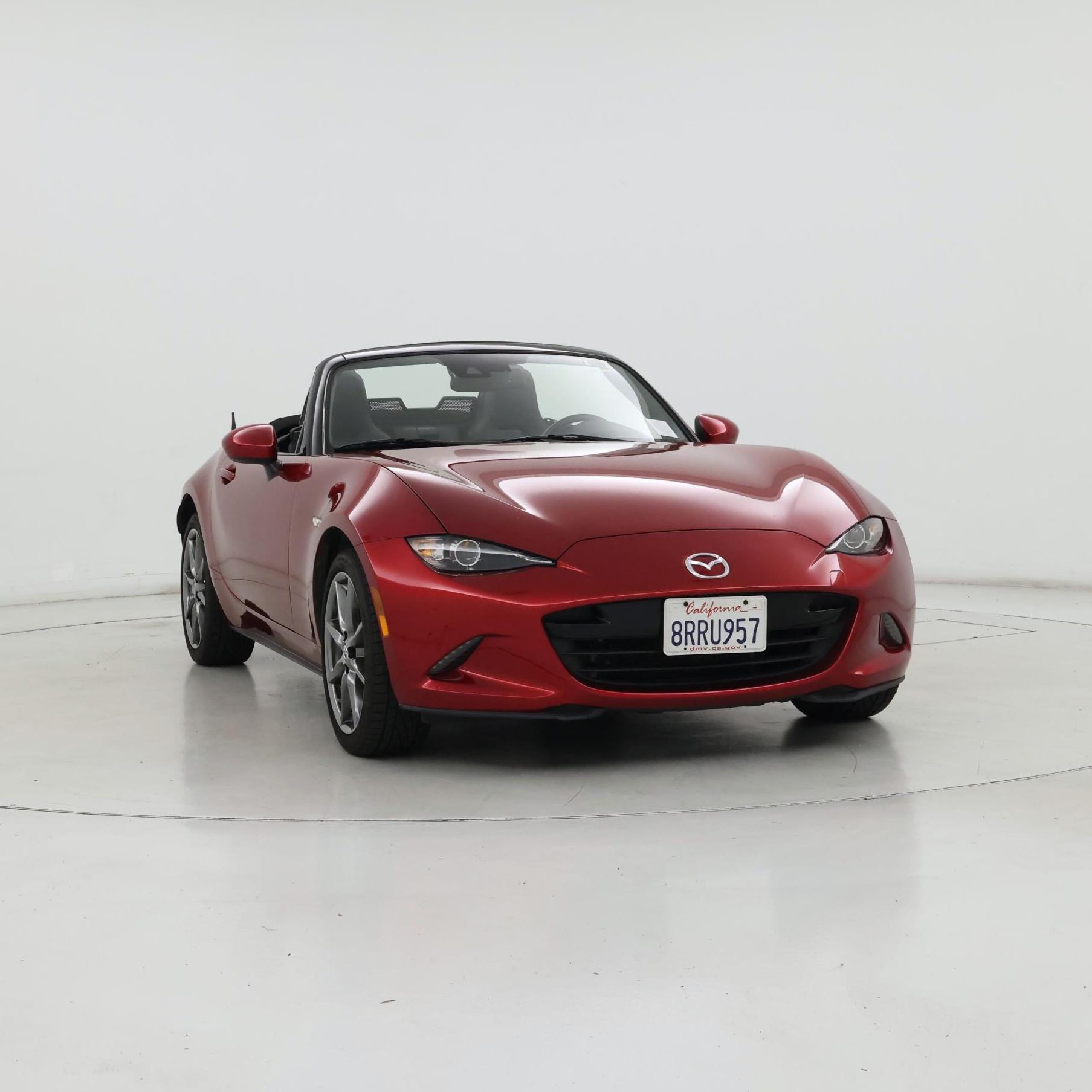 Thumbnail: 2020 Mazda MX-5 Miata - 4