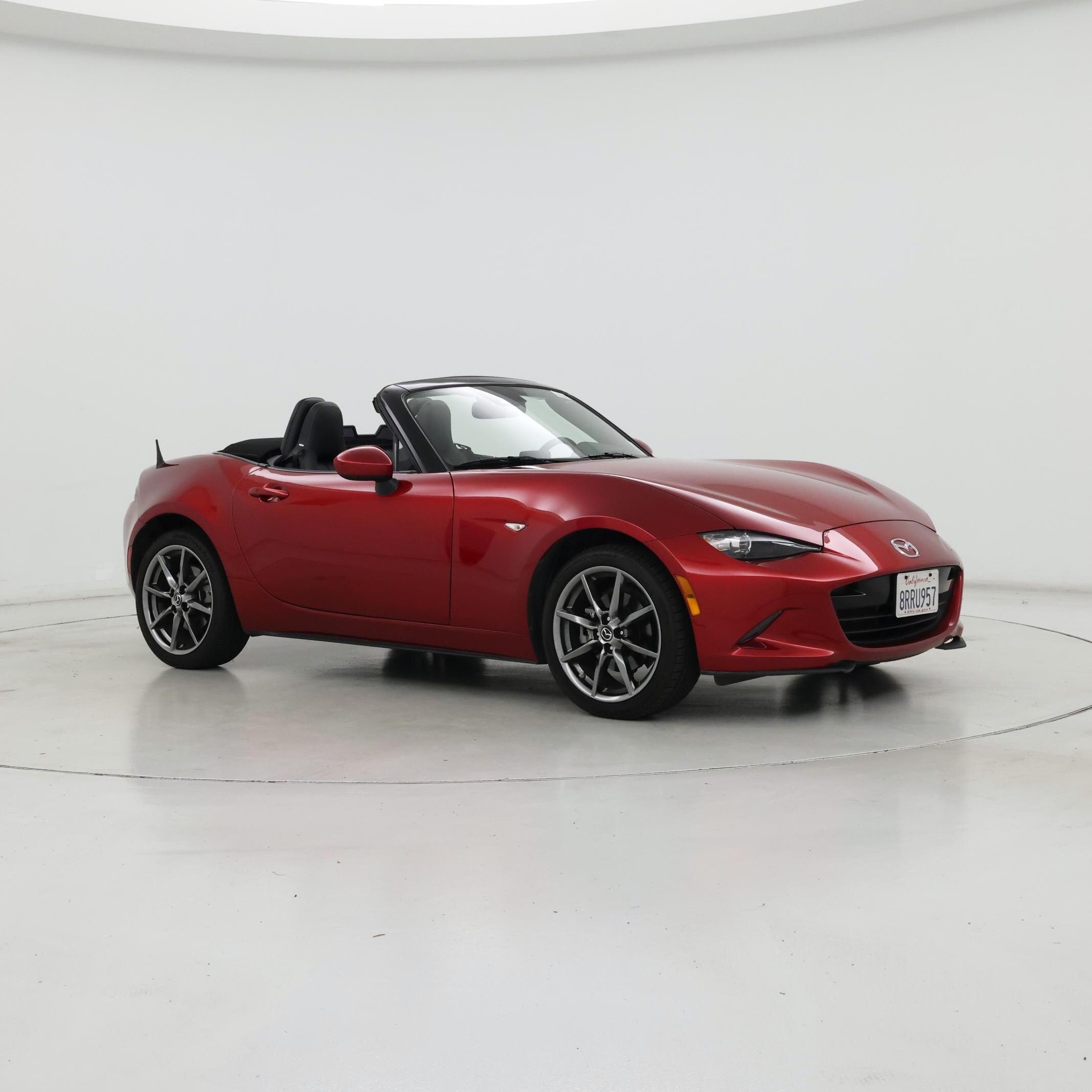 Thumbnail: 2020 Mazda MX-5 Miata - 5