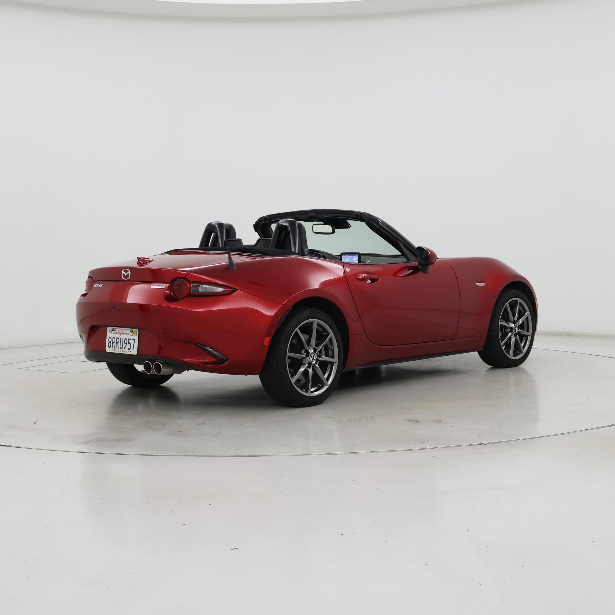 Thumbnail: 2020 Mazda MX-5 Miata - 7