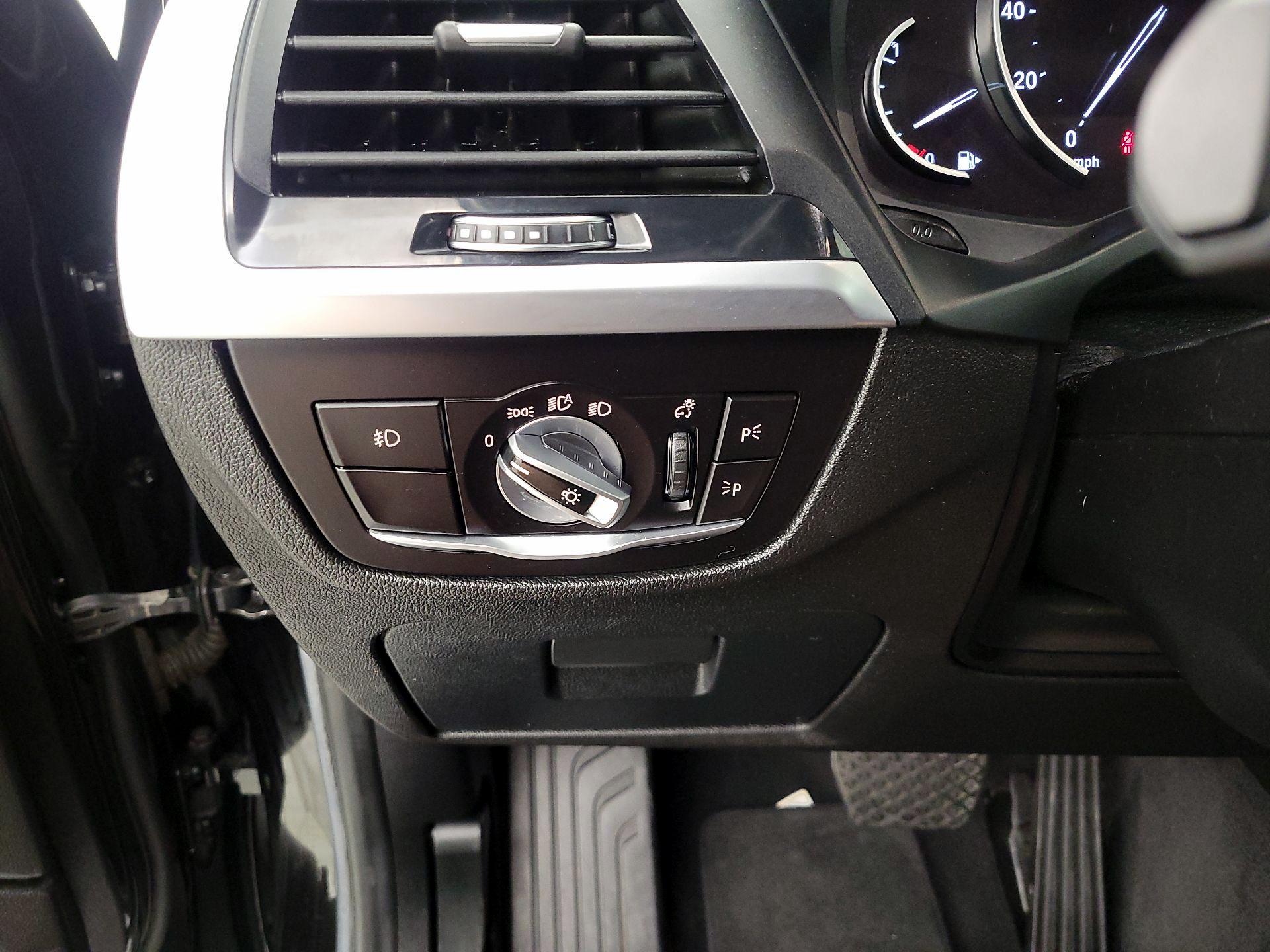 Thumbnail: 2019 BMW X3 - 13