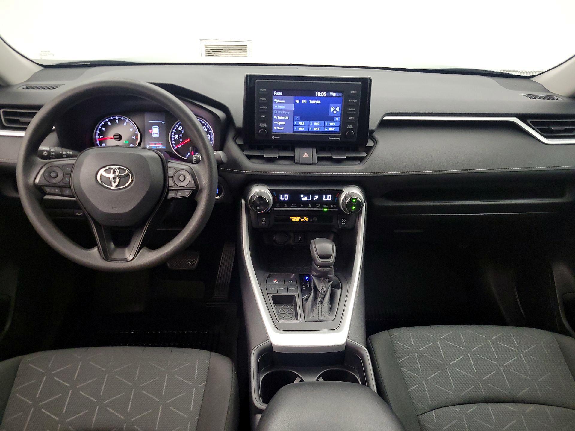 Thumbnail: 2021 Toyota RAV4 - 9
