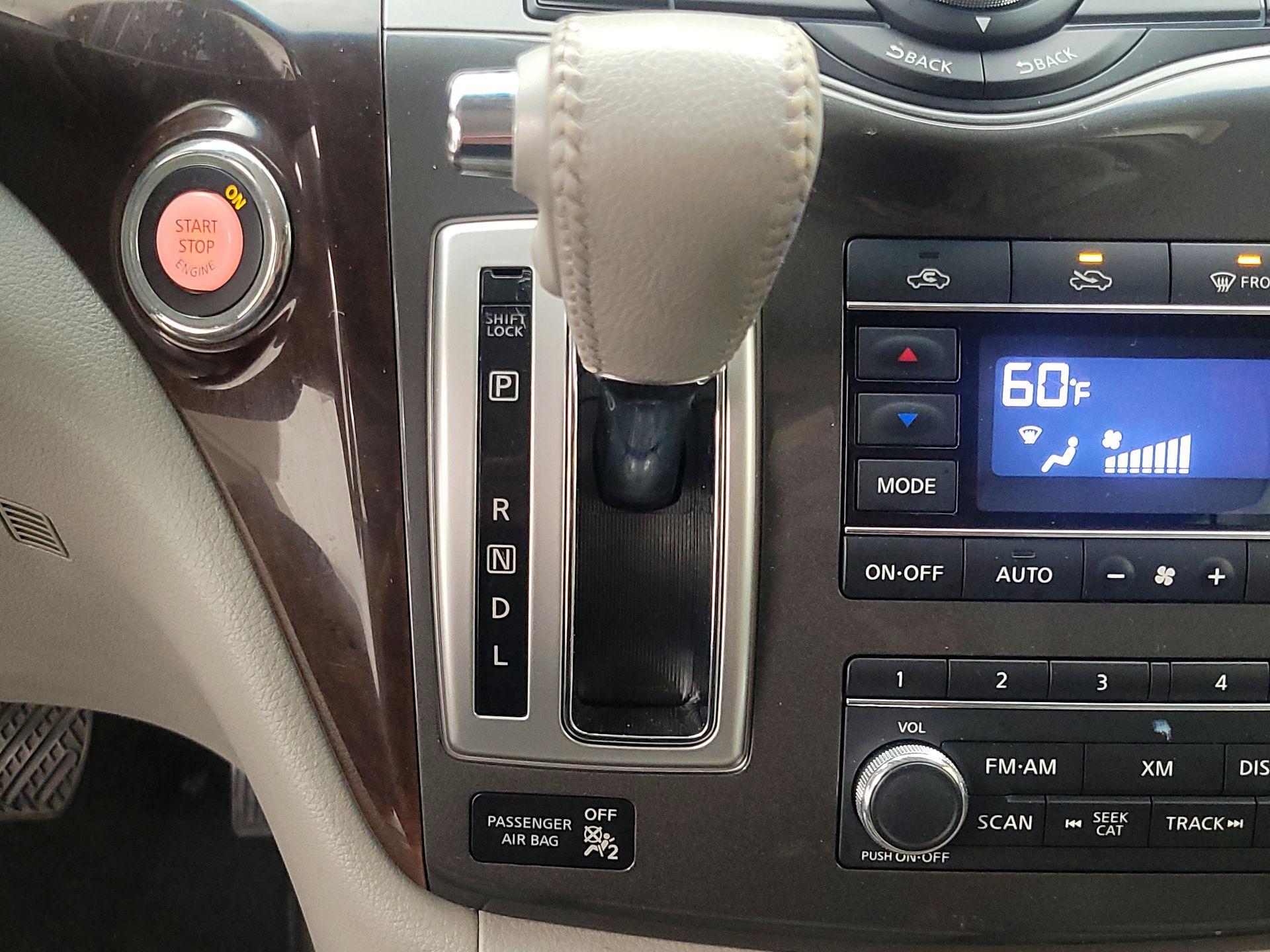 Thumbnail: 2014 Nissan Quest - 17