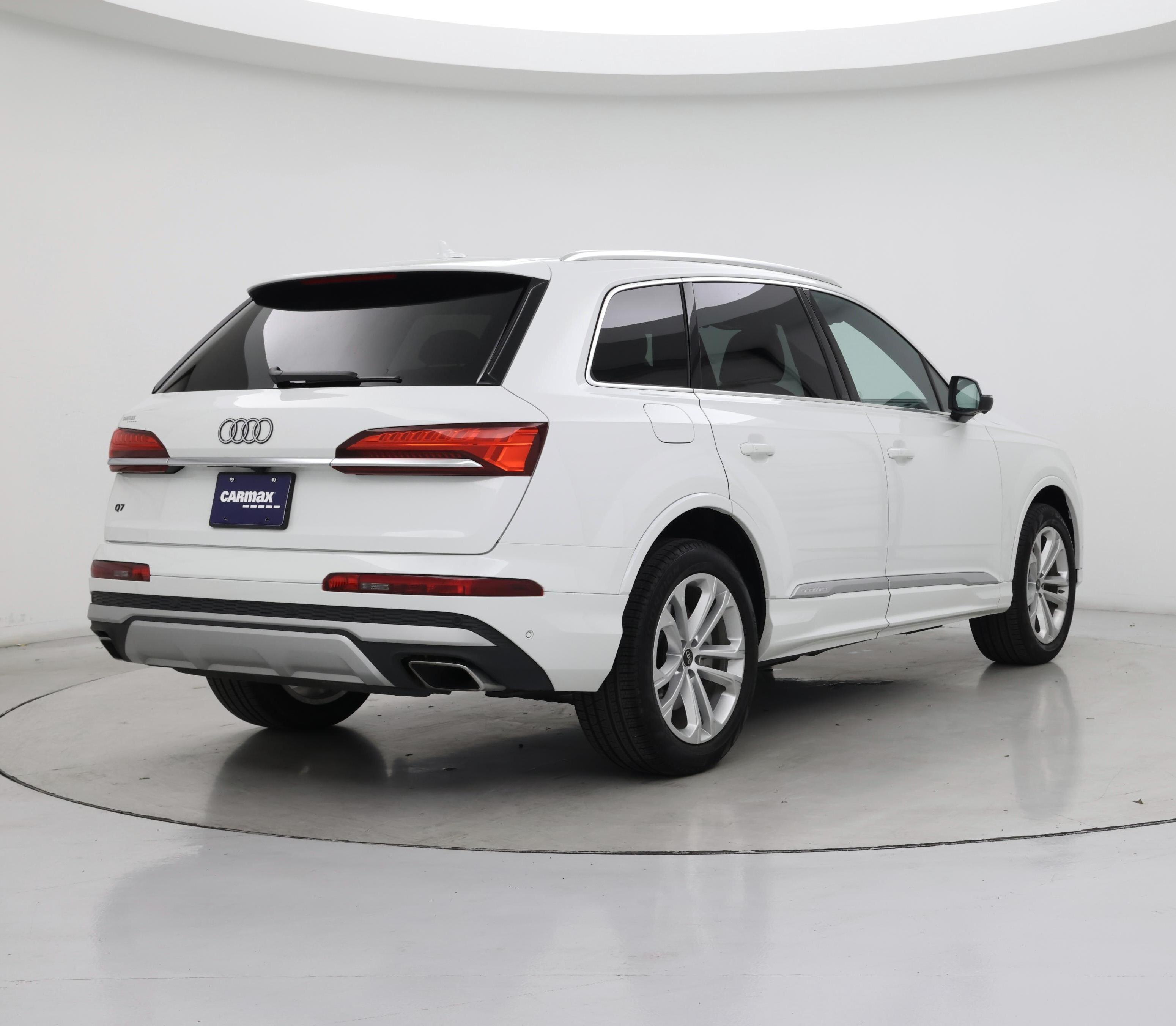 Thumbnail: 2025 Audi Q7 - 8