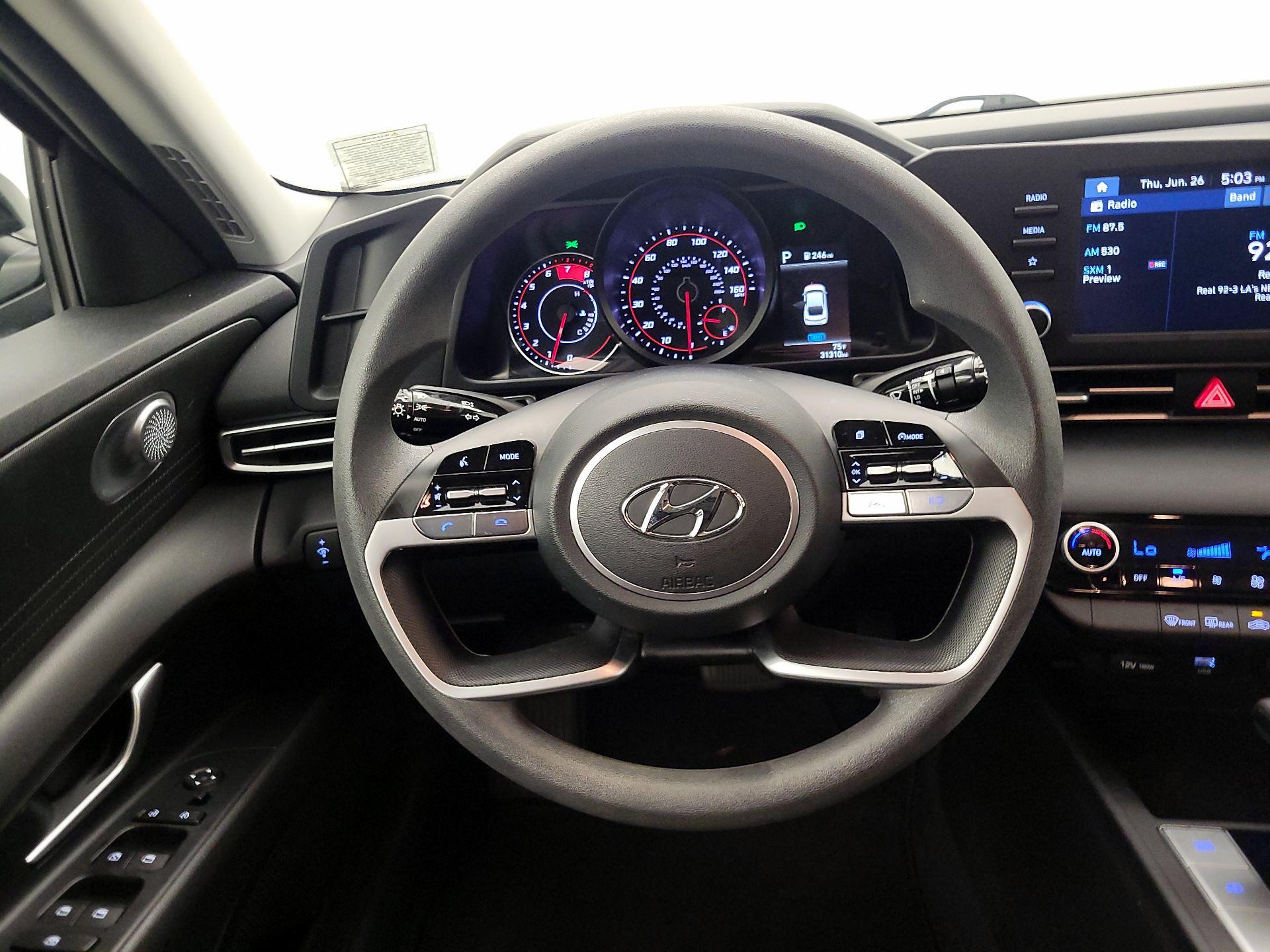 Thumbnail: 2022 Hyundai Elantra - 10