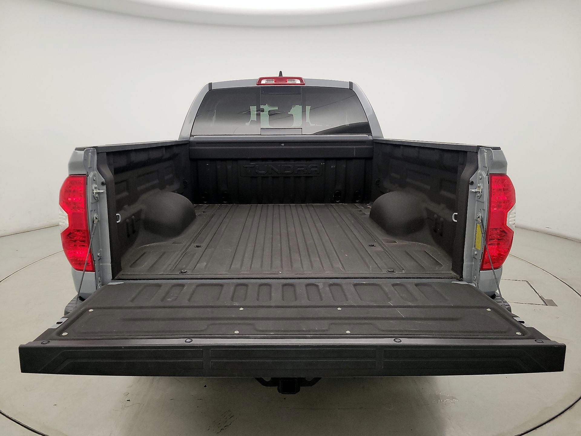 Thumbnail: 2021 Toyota Tundra - 20