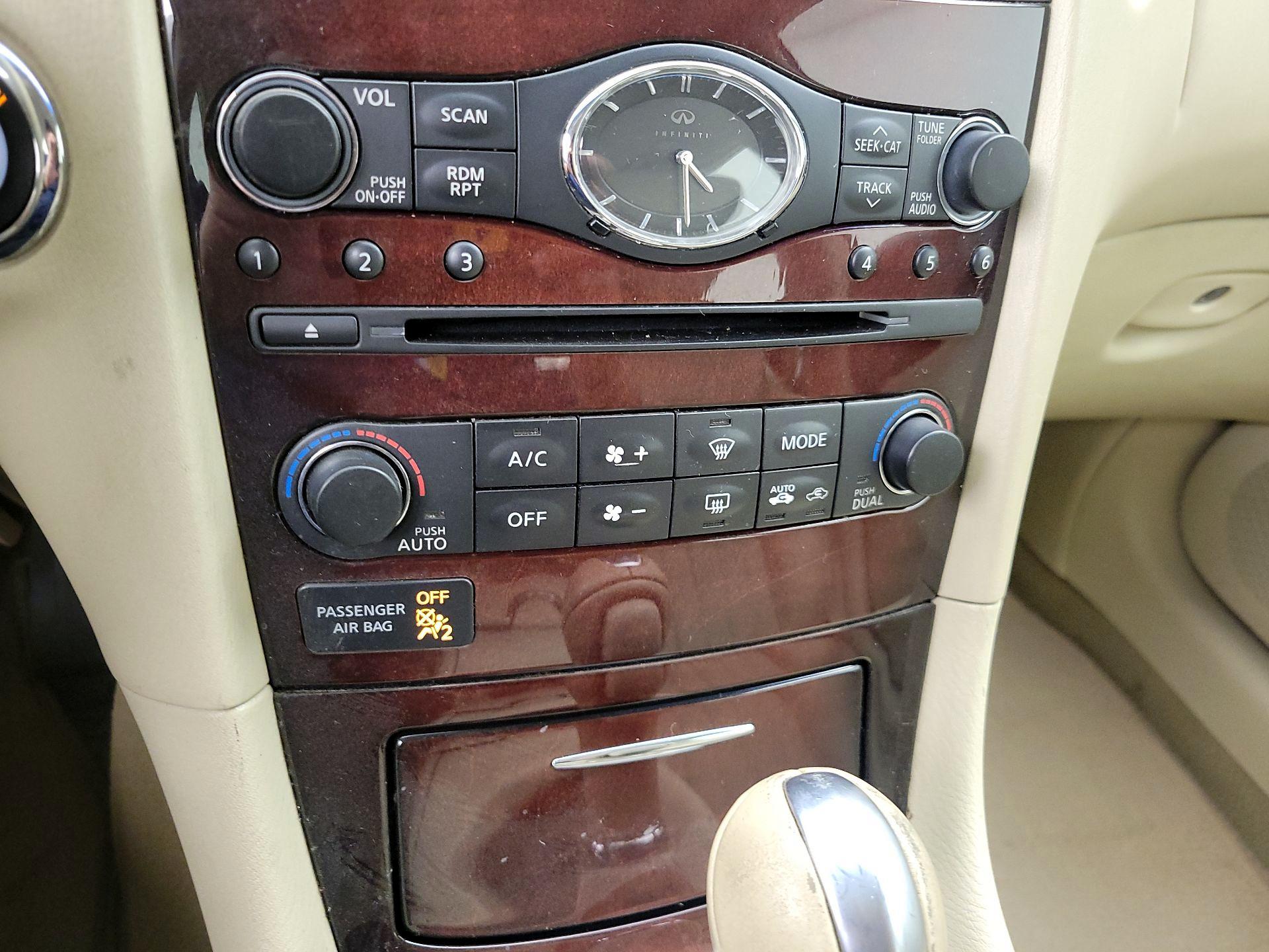 Thumbnail: 2015 INFINITI QX50 - 15