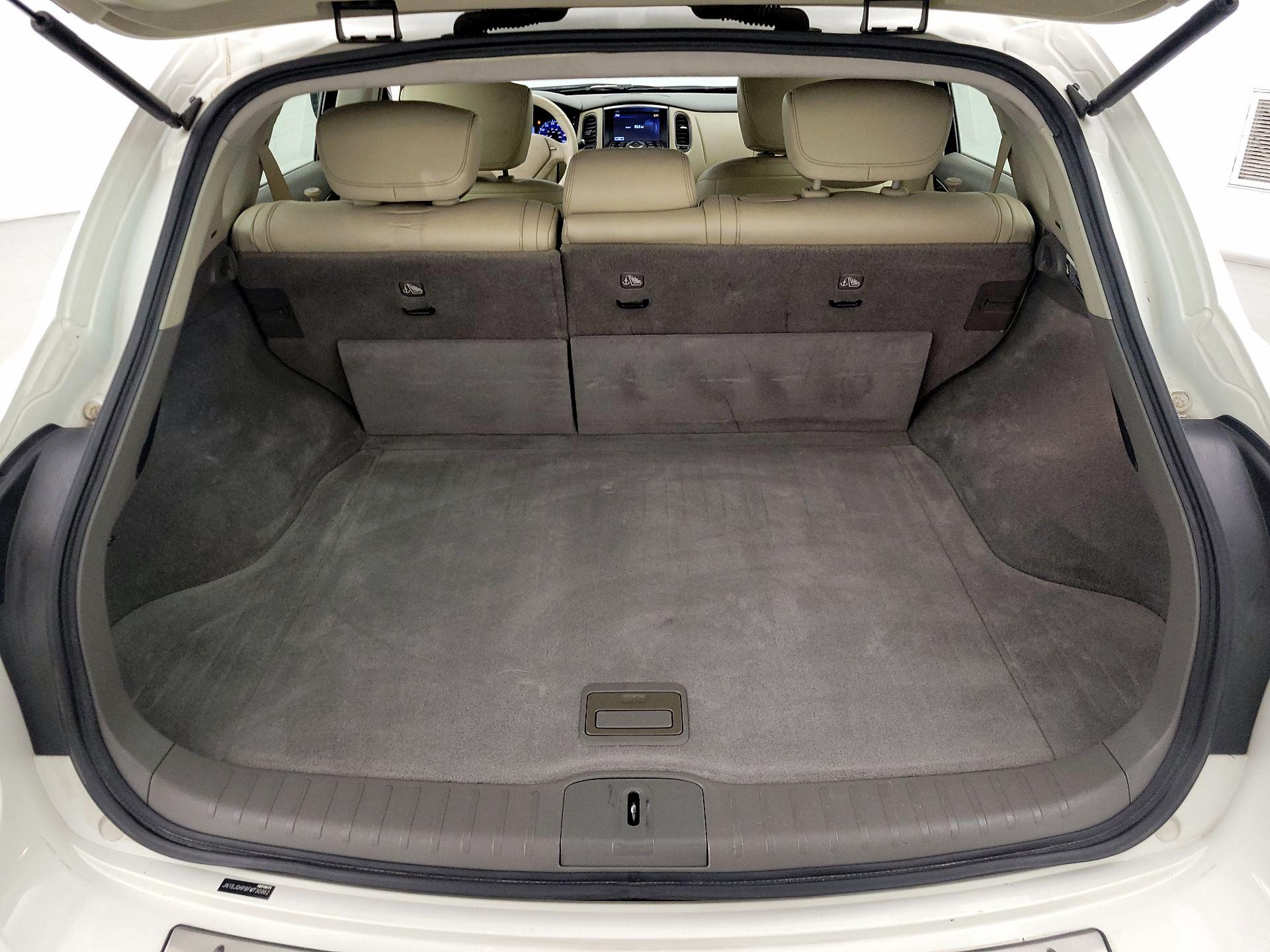 Thumbnail: 2015 INFINITI QX50 - 18