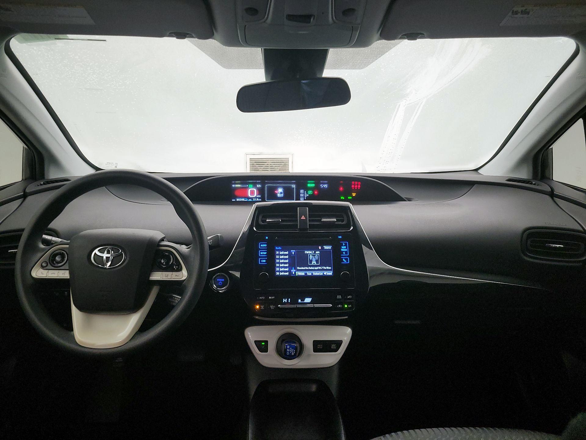 Thumbnail: 2018 Toyota Prius - 9