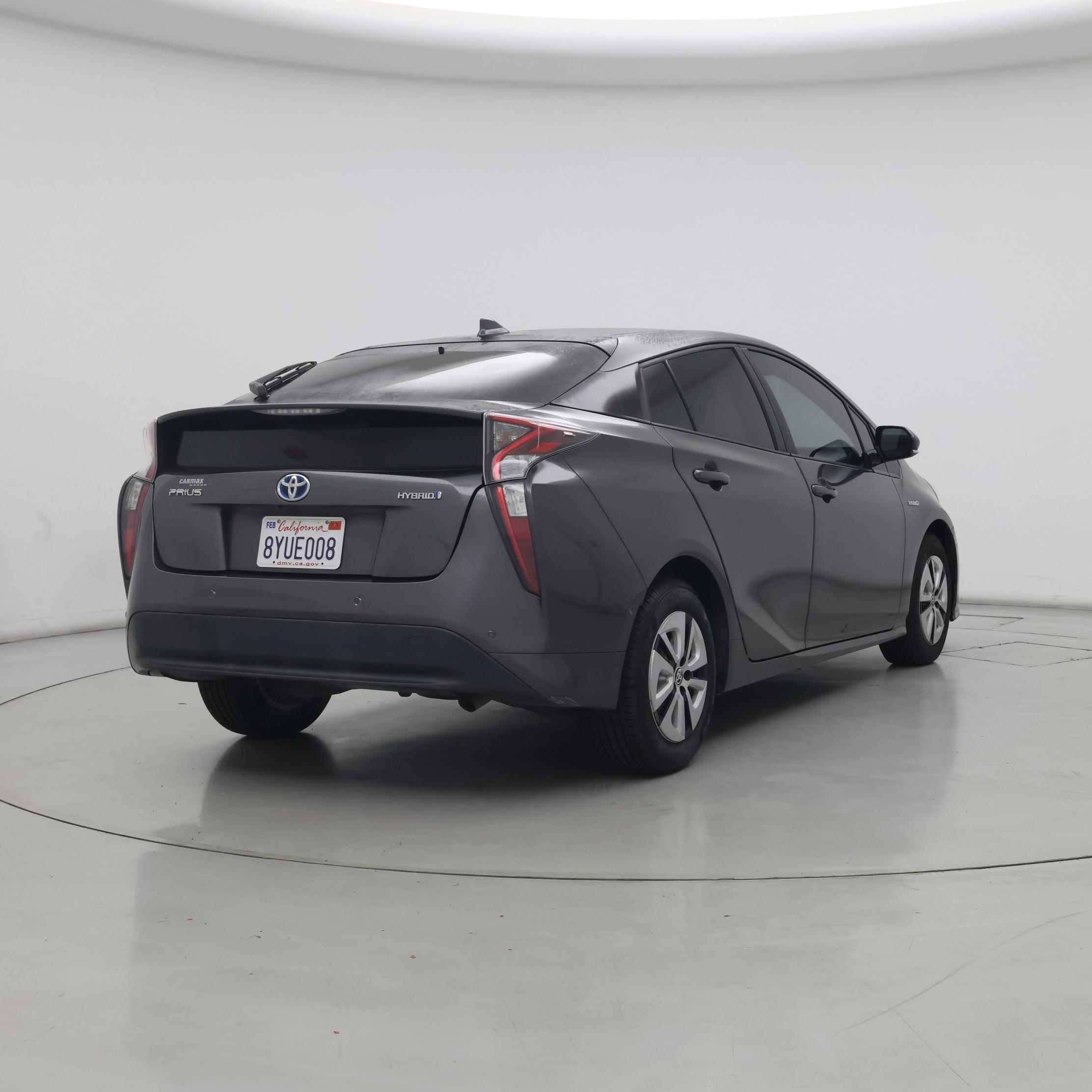 Thumbnail: 2018 Toyota Prius - 8