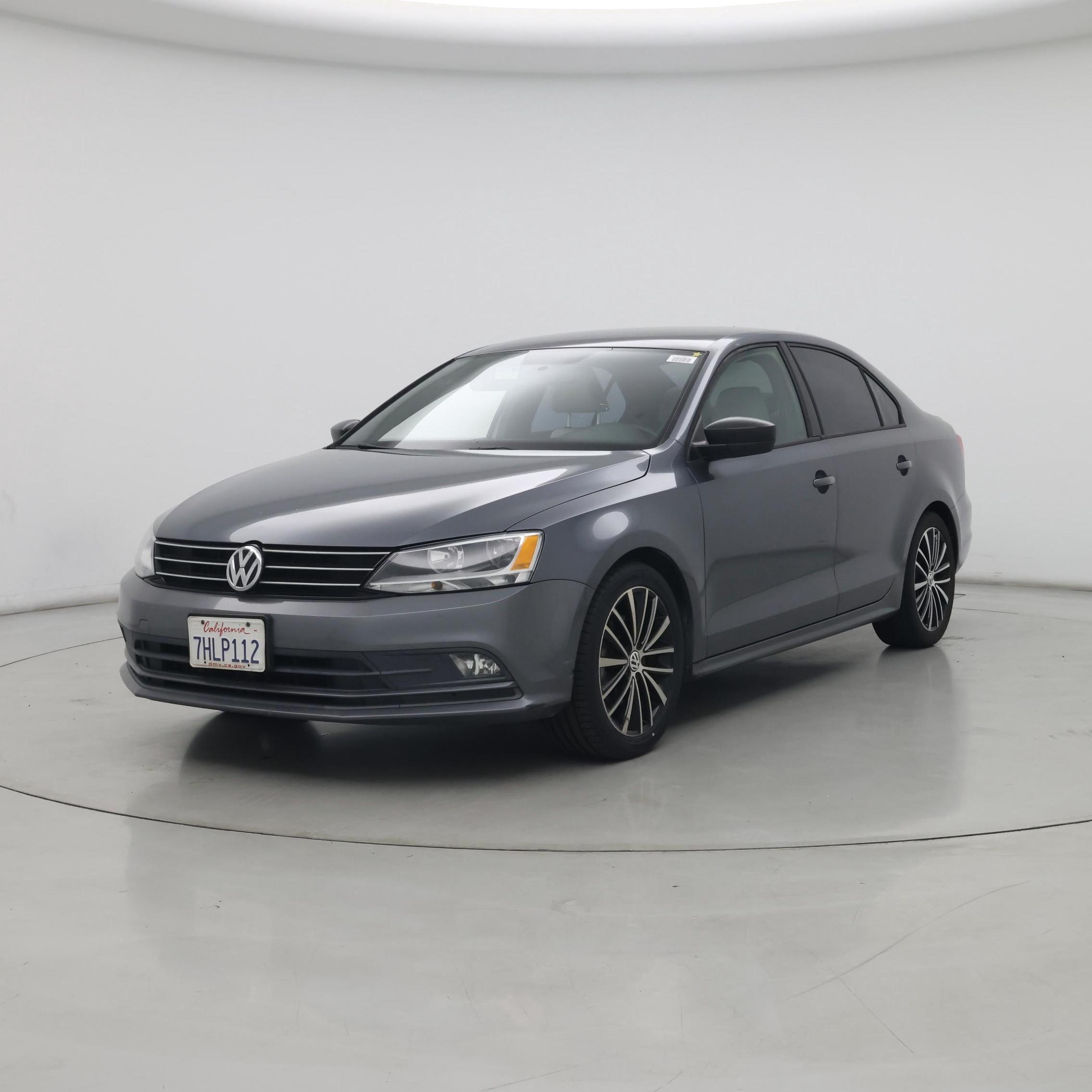 Thumbnail: 2015 Volkswagen Jetta - 4