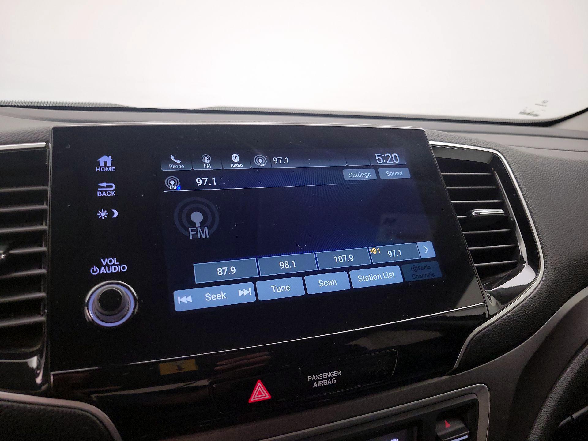 Thumbnail: 2021 Honda Pilot - 15