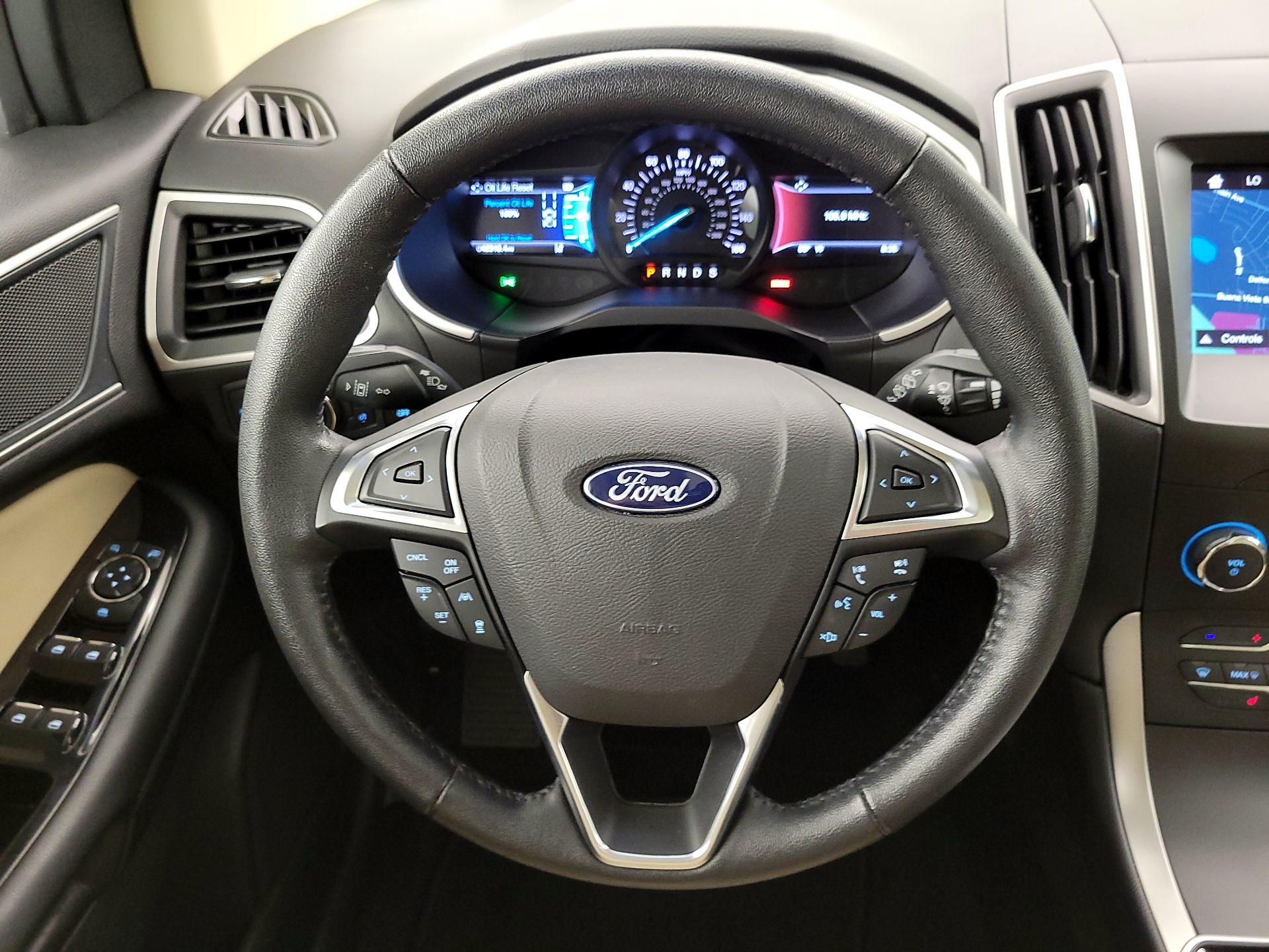 Thumbnail: 2019 Ford Edge - 10