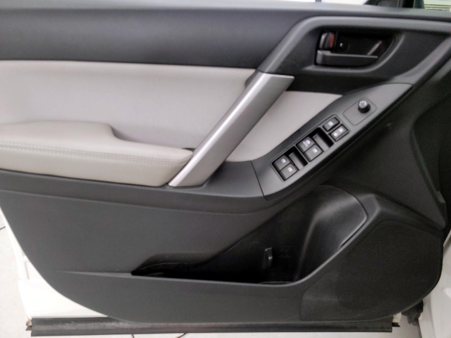 Thumbnail: 2016 Subaru Forester - 12