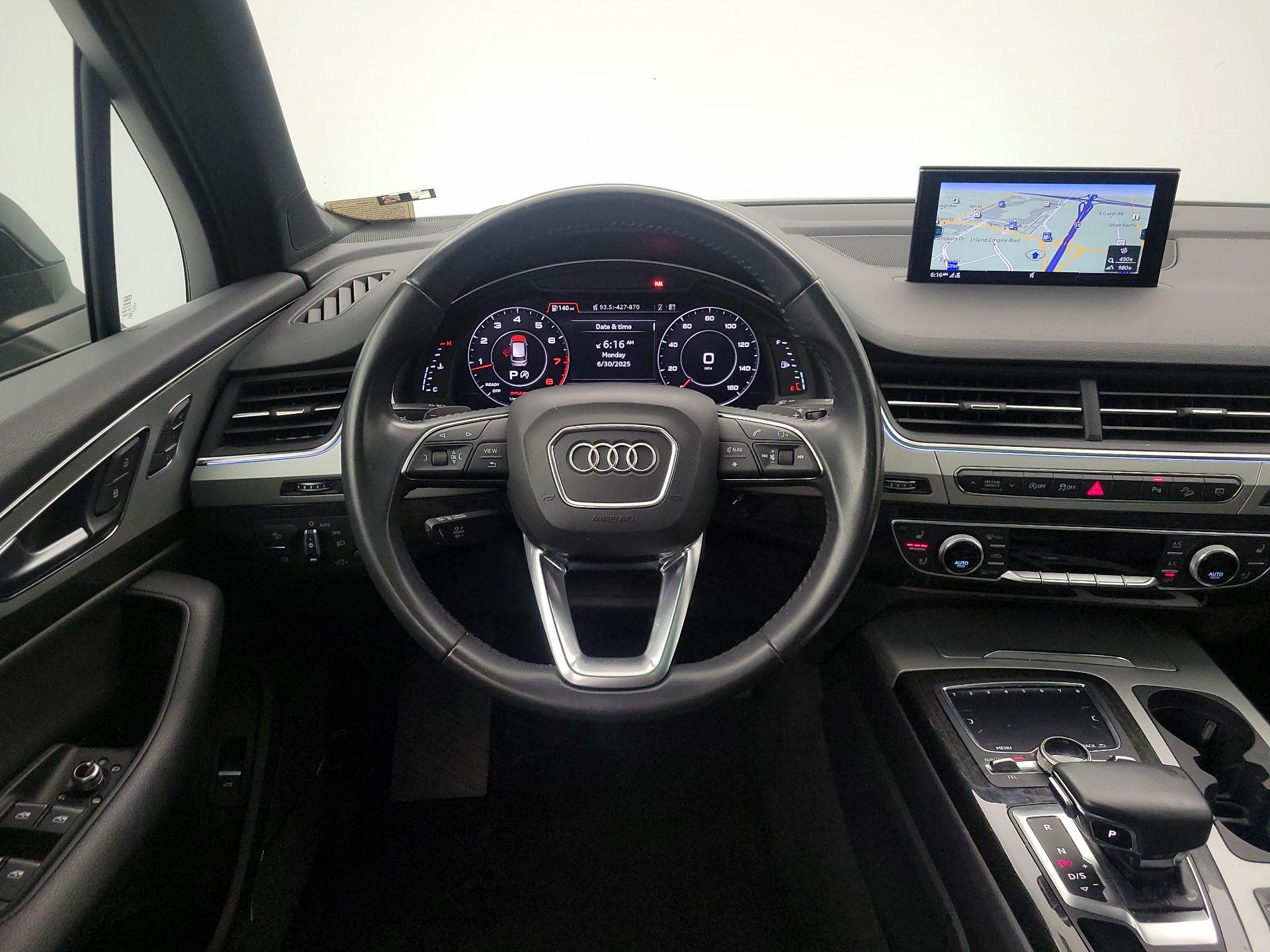 Thumbnail: 2019 Audi Q7 - 10