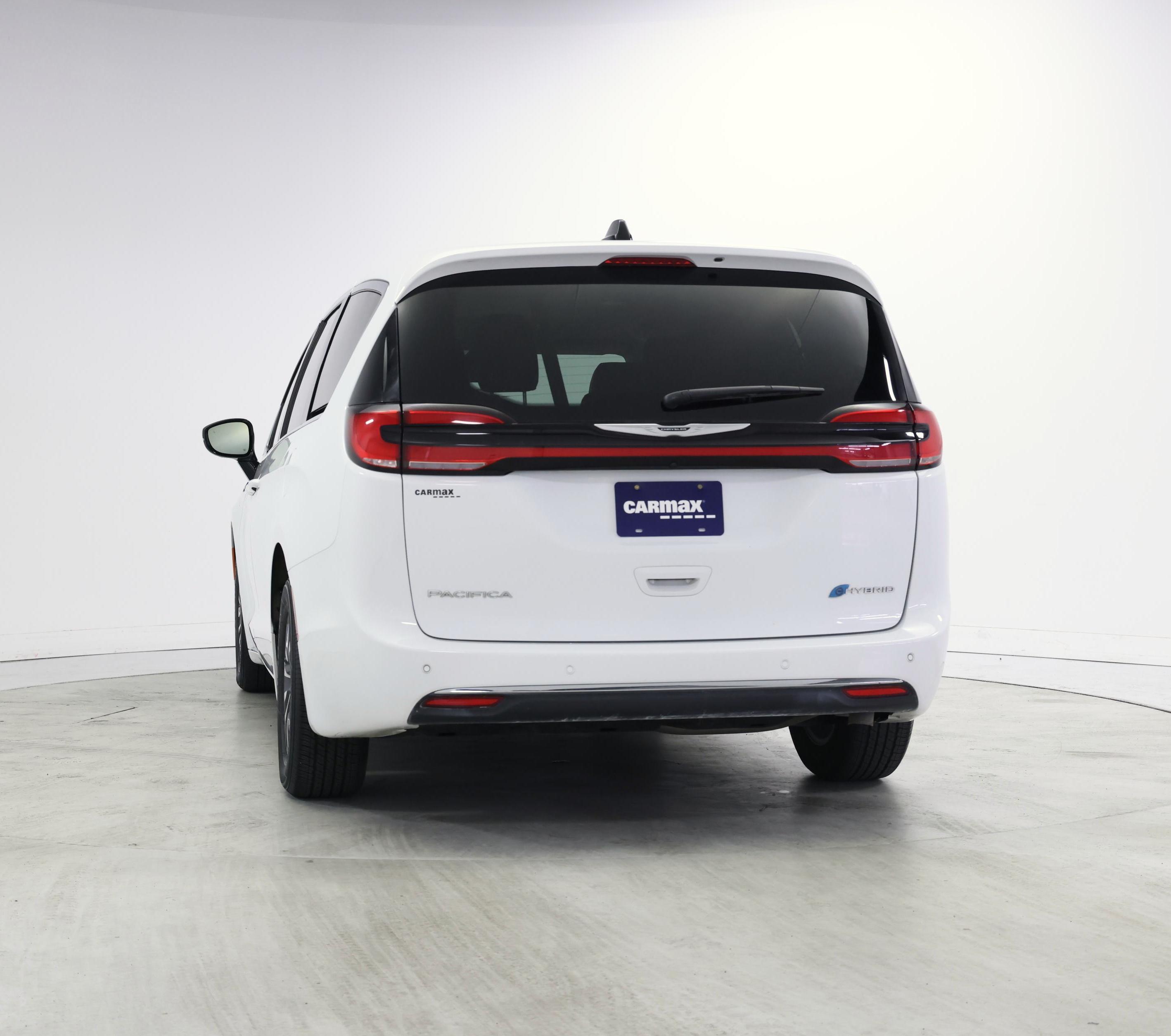 Thumbnail: 2024 Chrysler Pacifica - 6