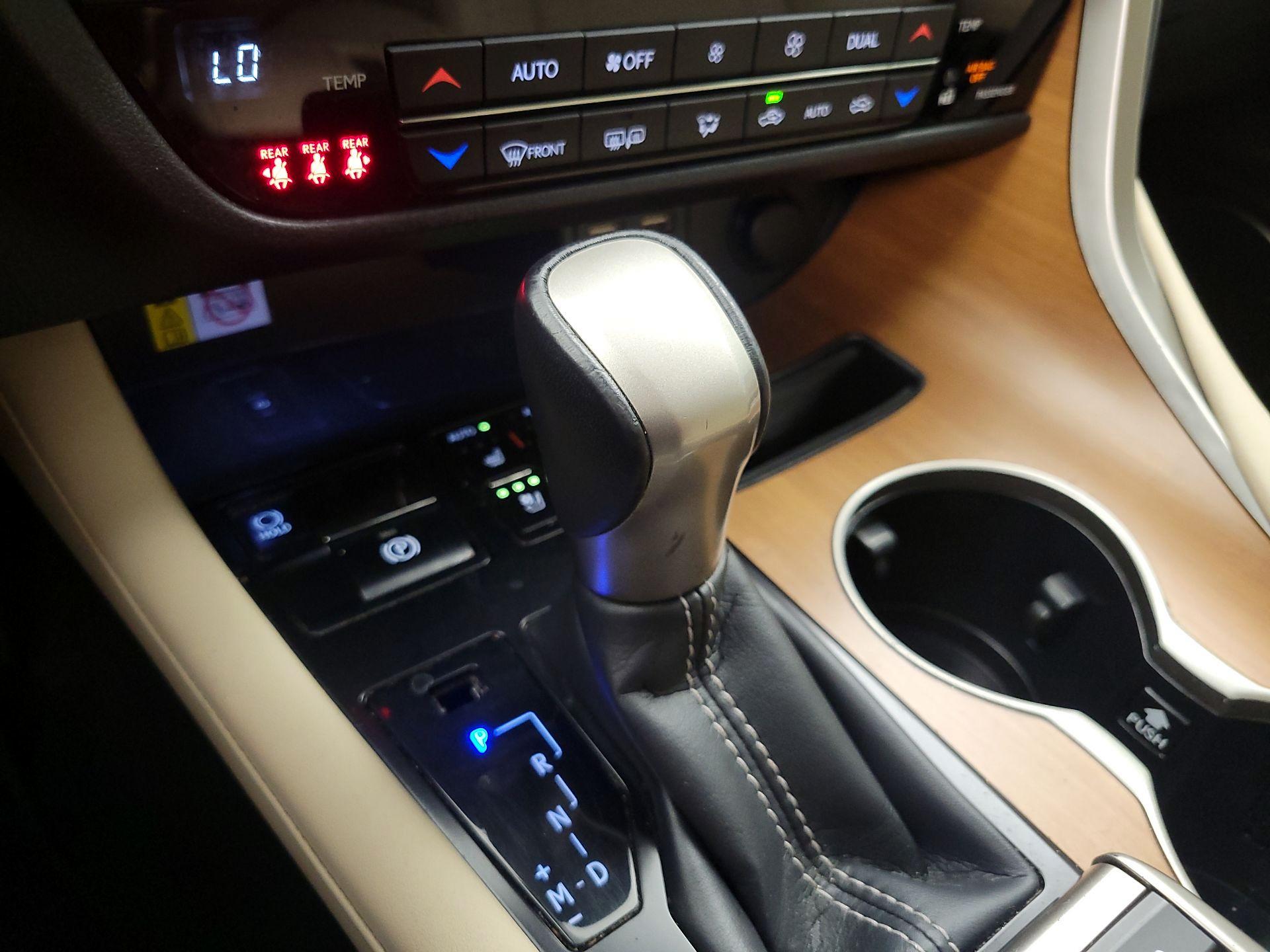 Thumbnail: 2021 Lexus RX - 18