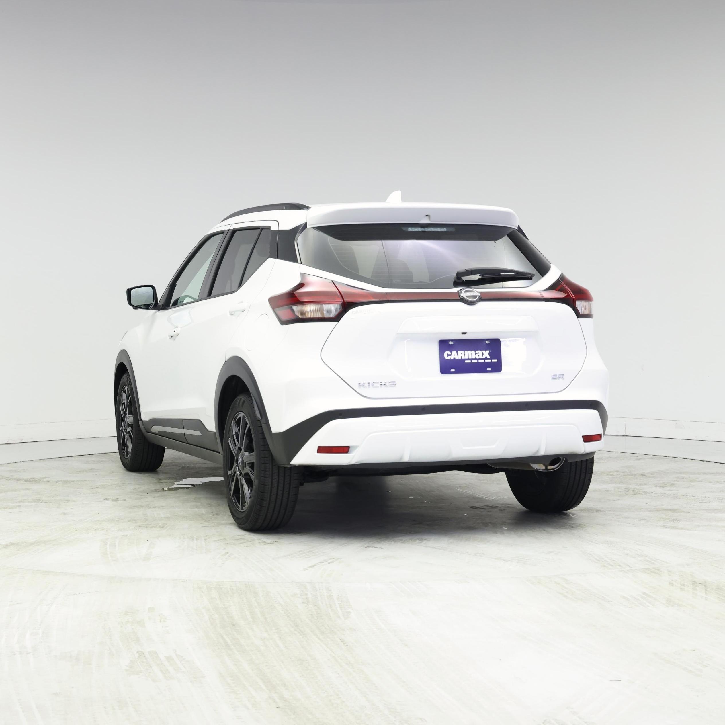 Thumbnail: 2024 Nissan Kicks - 2