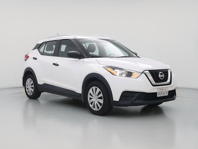 White 2018 Nissan Kicks S