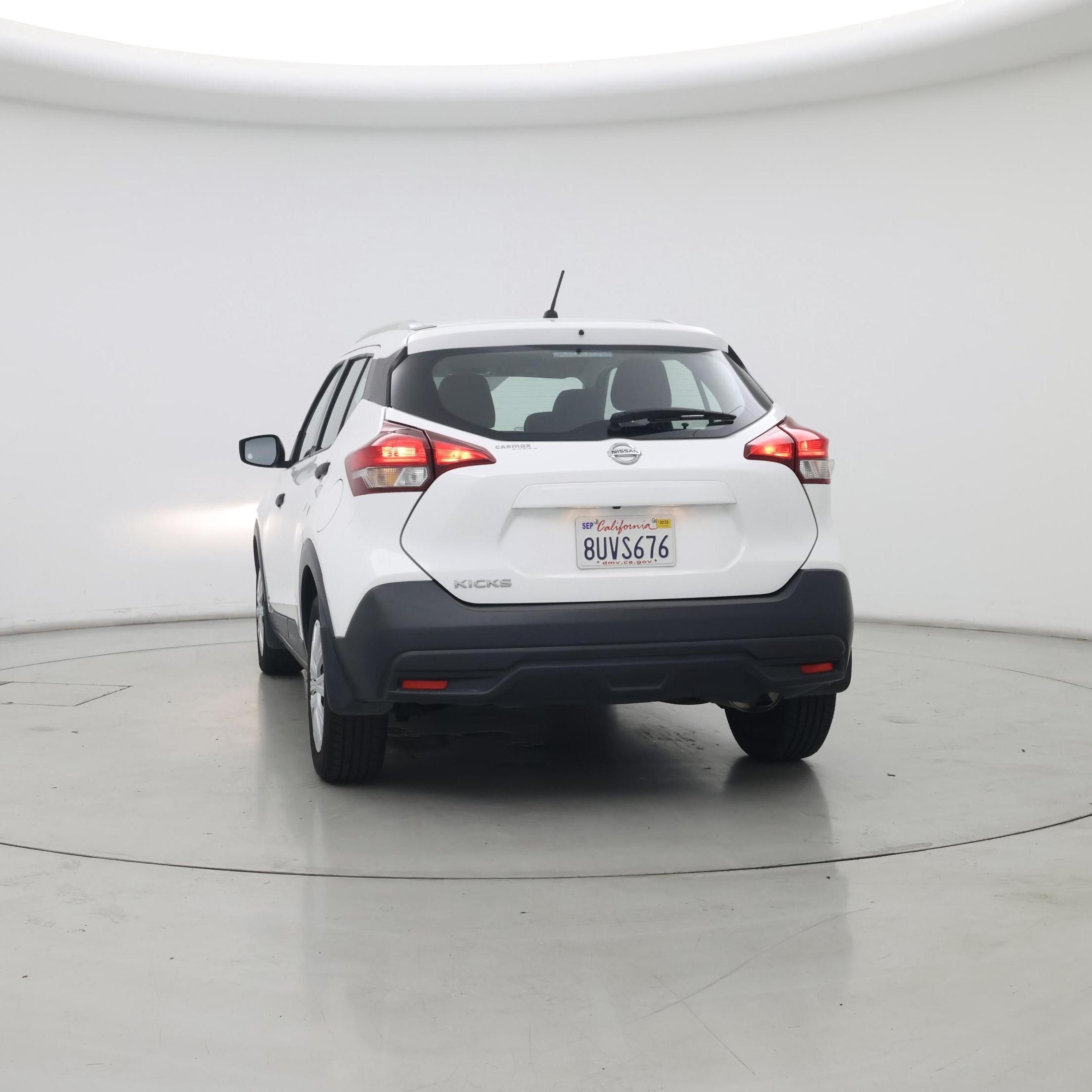 Thumbnail: 2018 Nissan Kicks - 6