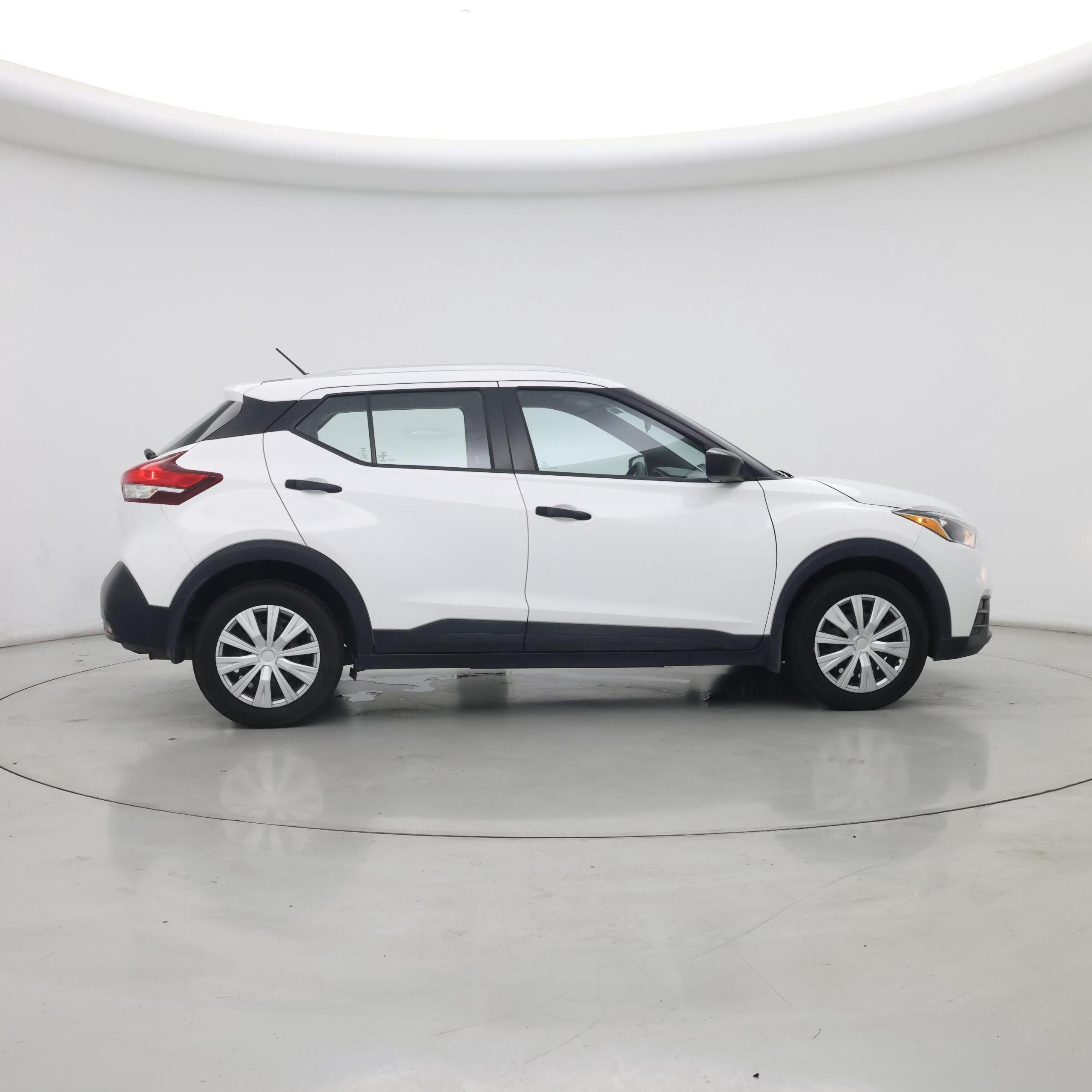 Thumbnail: 2018 Nissan Kicks - 7