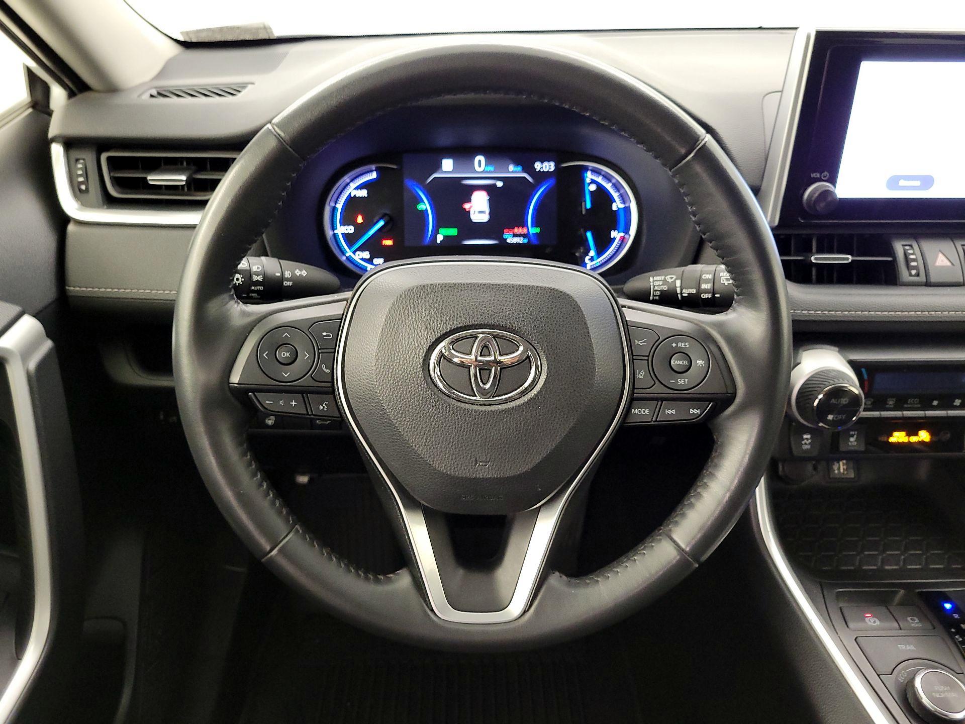 Thumbnail: 2024 Toyota RAV4 - 10