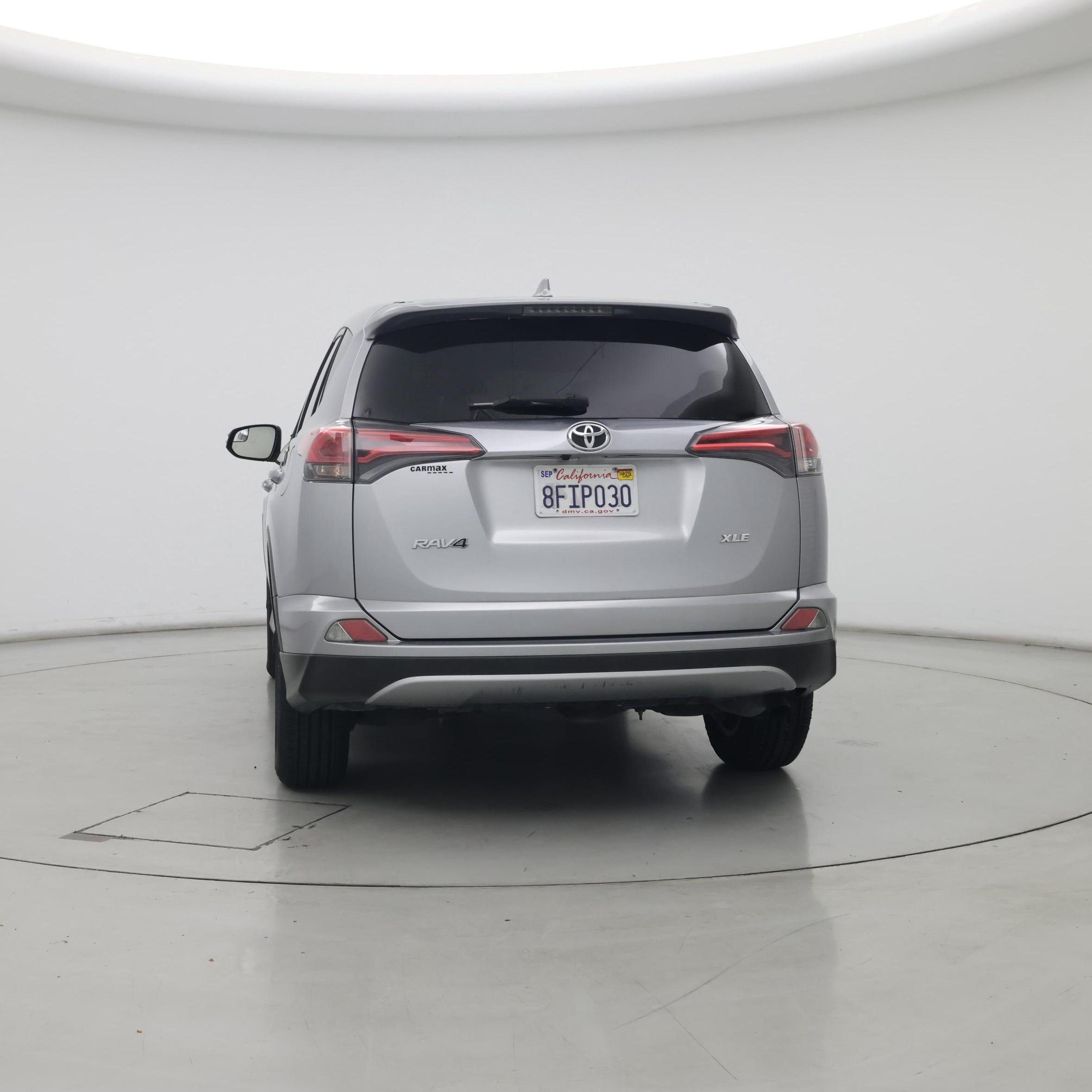 Thumbnail: 2018 Toyota RAV4 - 6