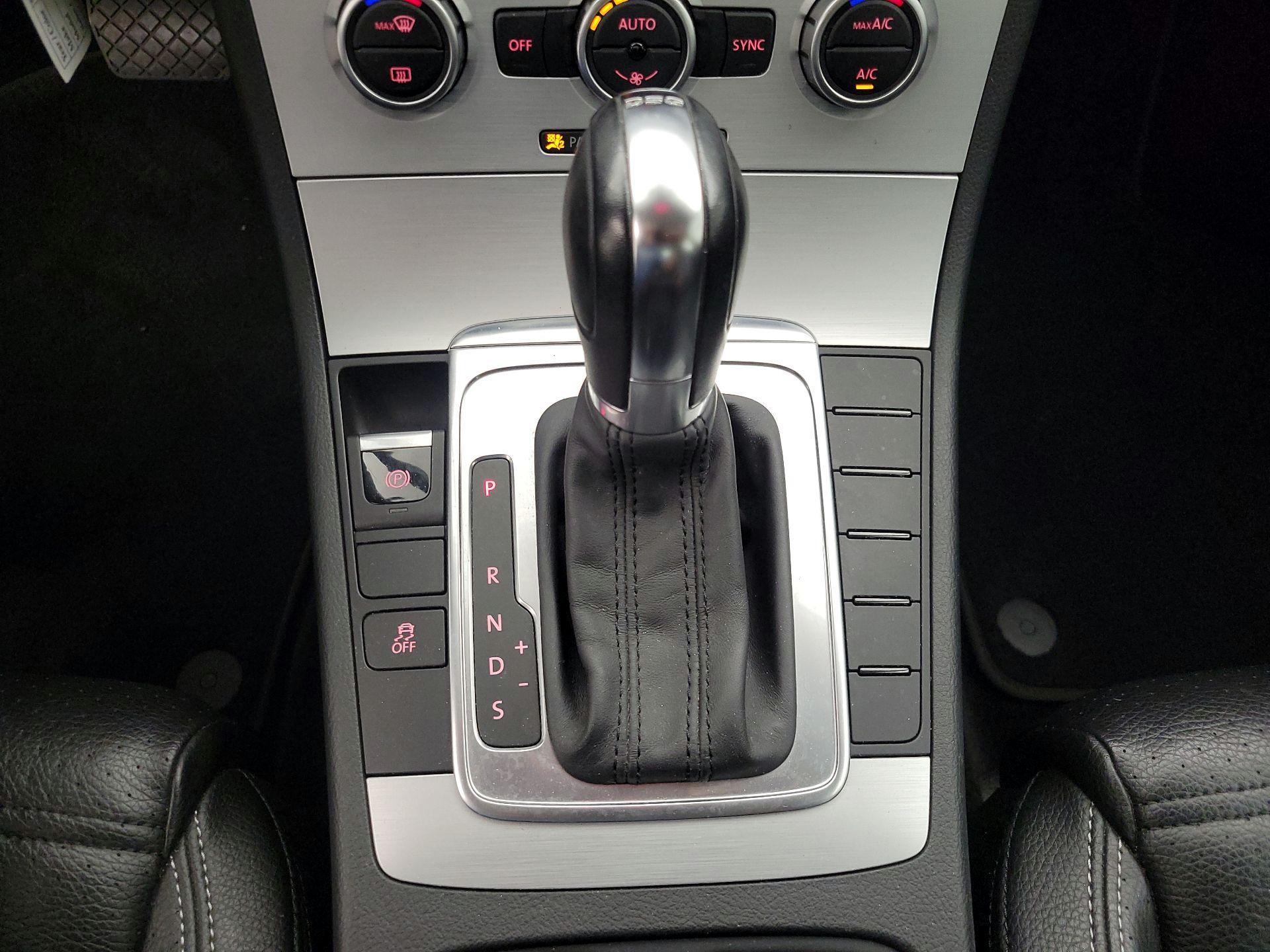 Thumbnail: 2014 Volkswagen CC - 17