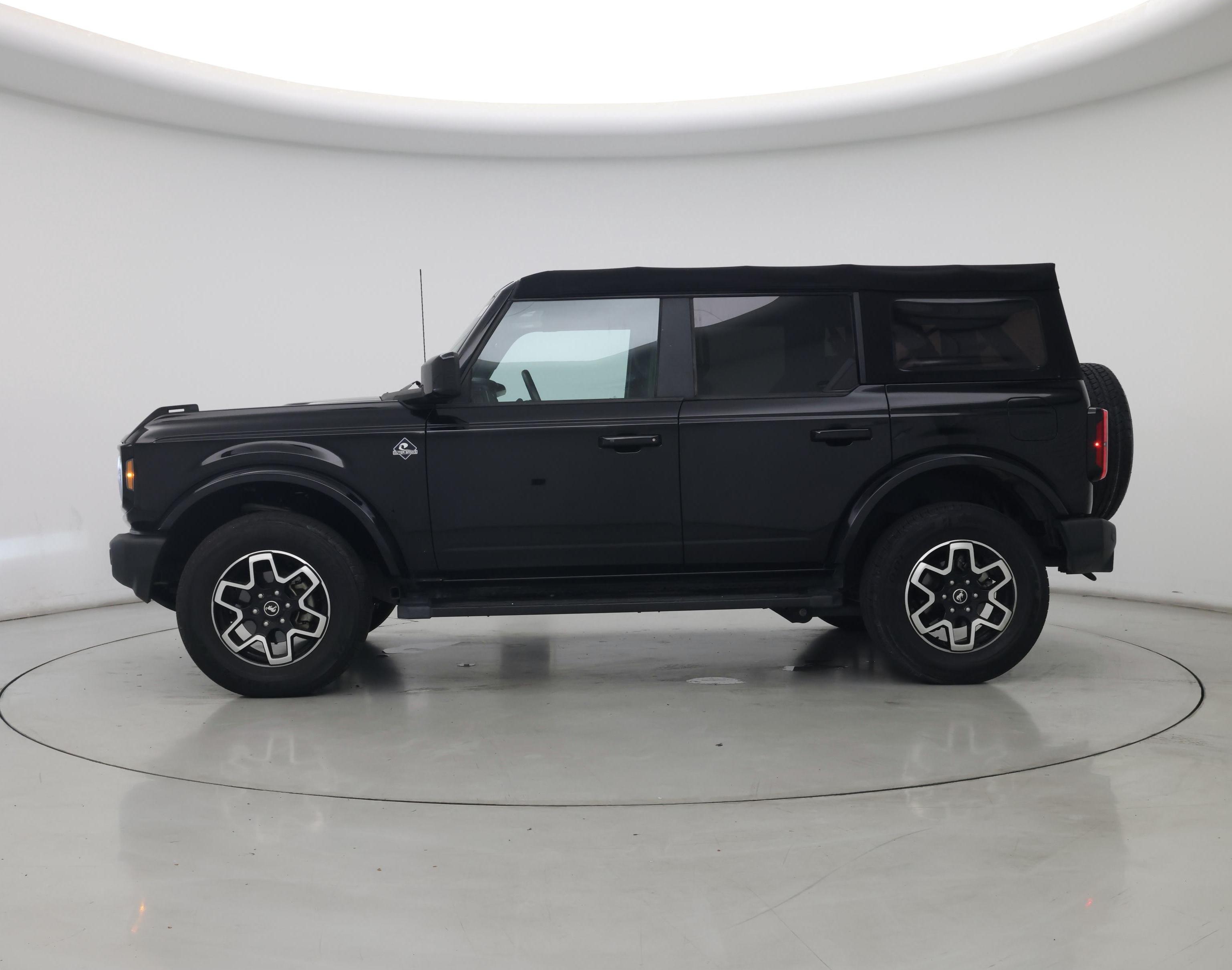 Thumbnail: 2022 Ford Bronco - 3