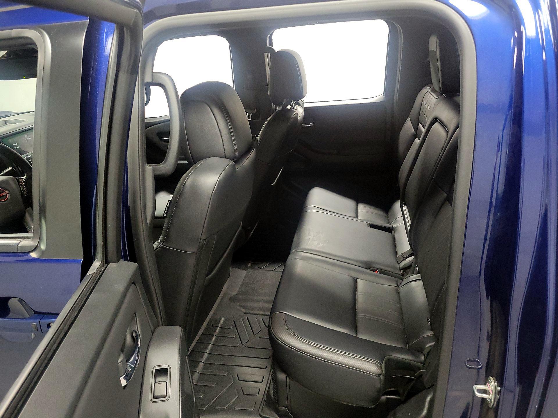 Thumbnail: 2022 Nissan Frontier - 17