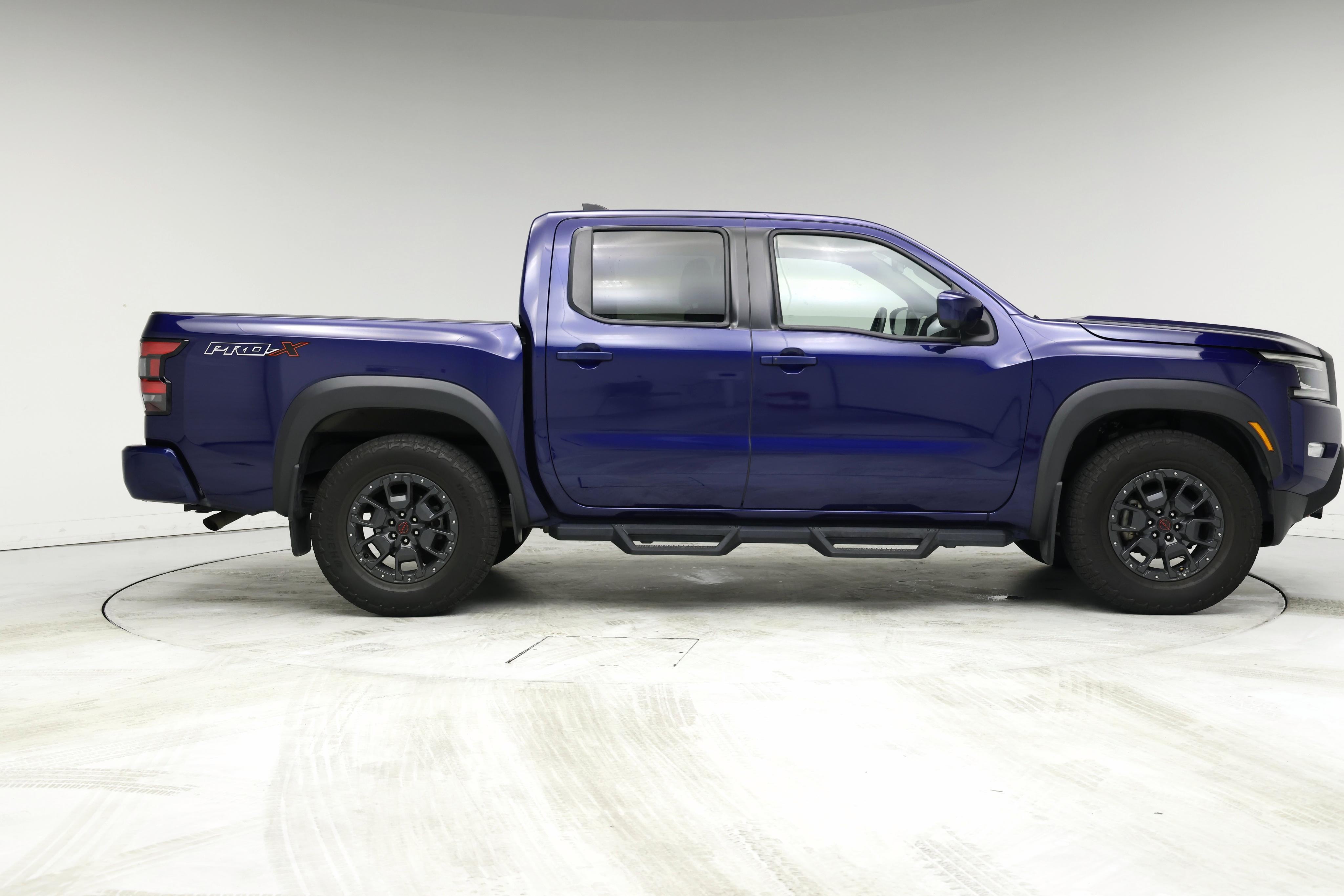 Thumbnail: 2022 Nissan Frontier - 7