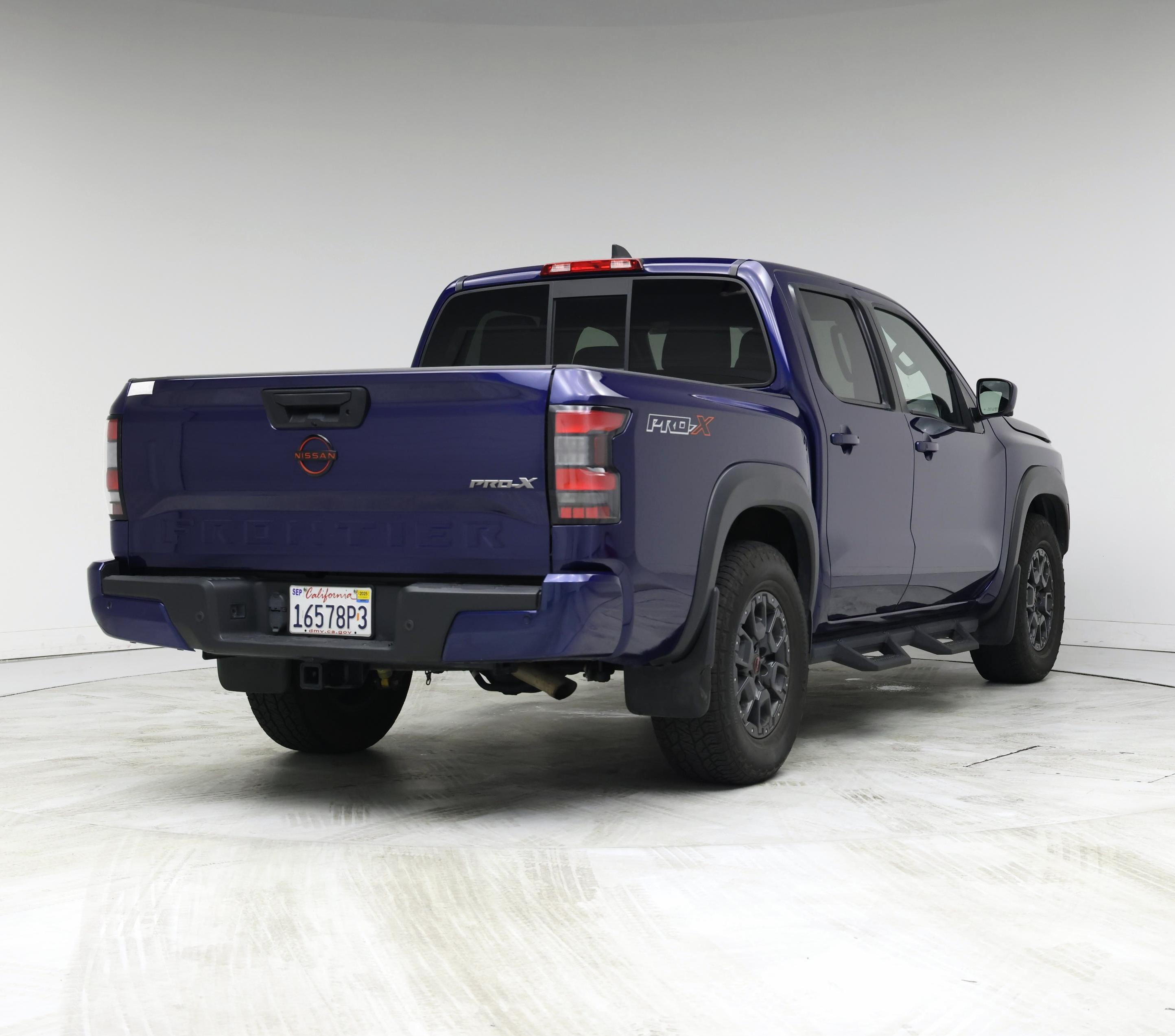 Thumbnail: 2022 Nissan Frontier - 8