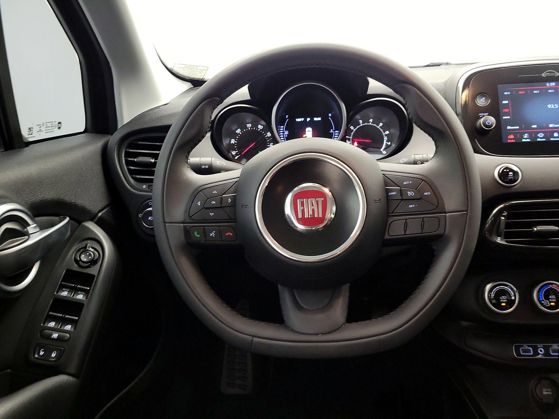 Thumbnail: 2018 Fiat 500X - 10