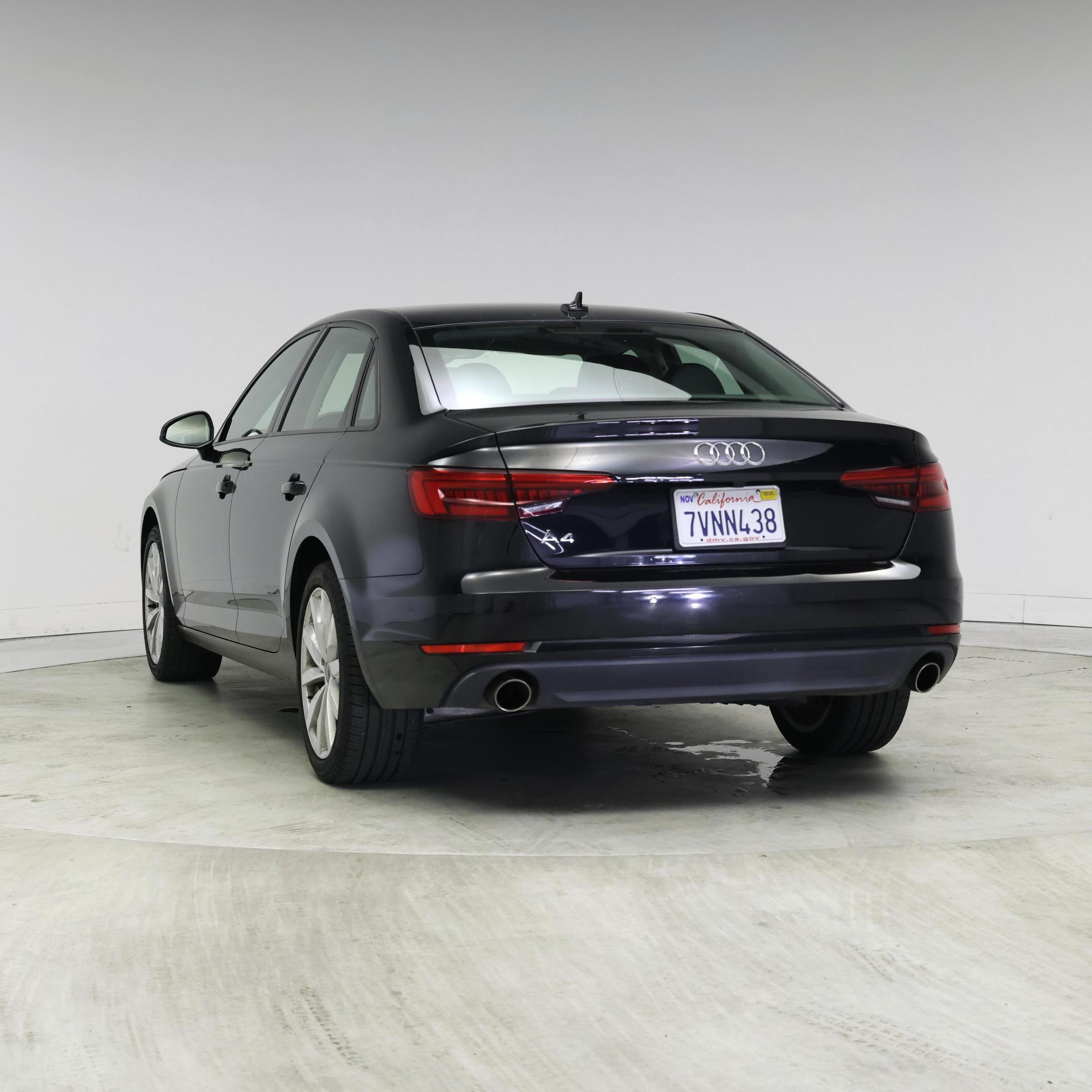 Thumbnail: 2017 Audi A4 - 2