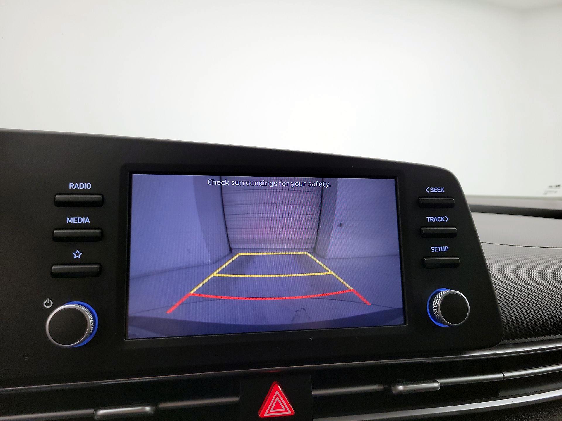 Thumbnail: 2022 Hyundai Elantra - 14