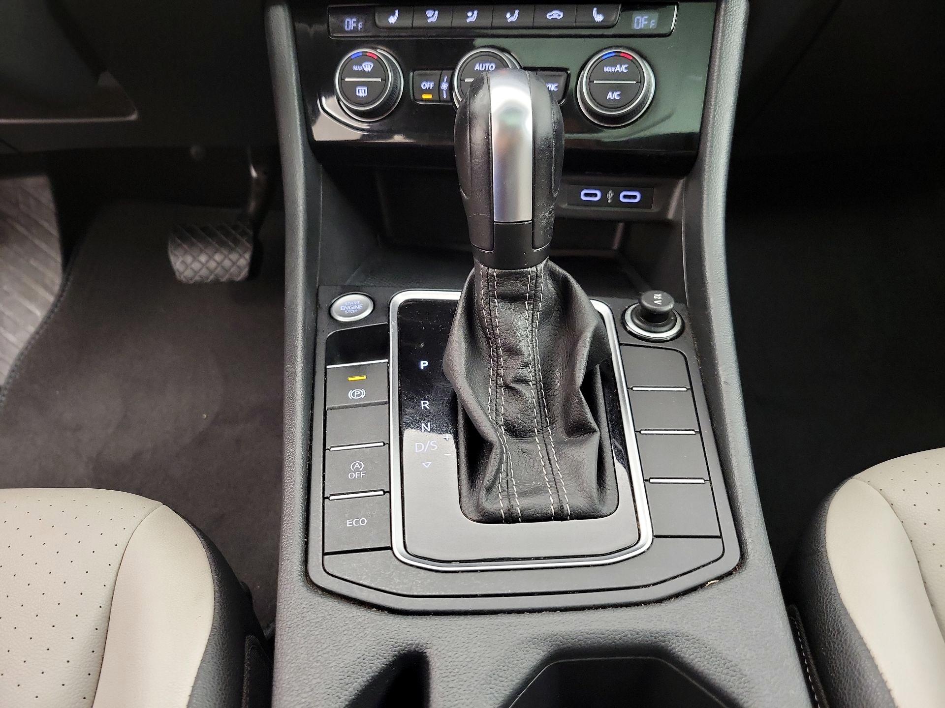 Thumbnail: 2021 Volkswagen Jetta - 17