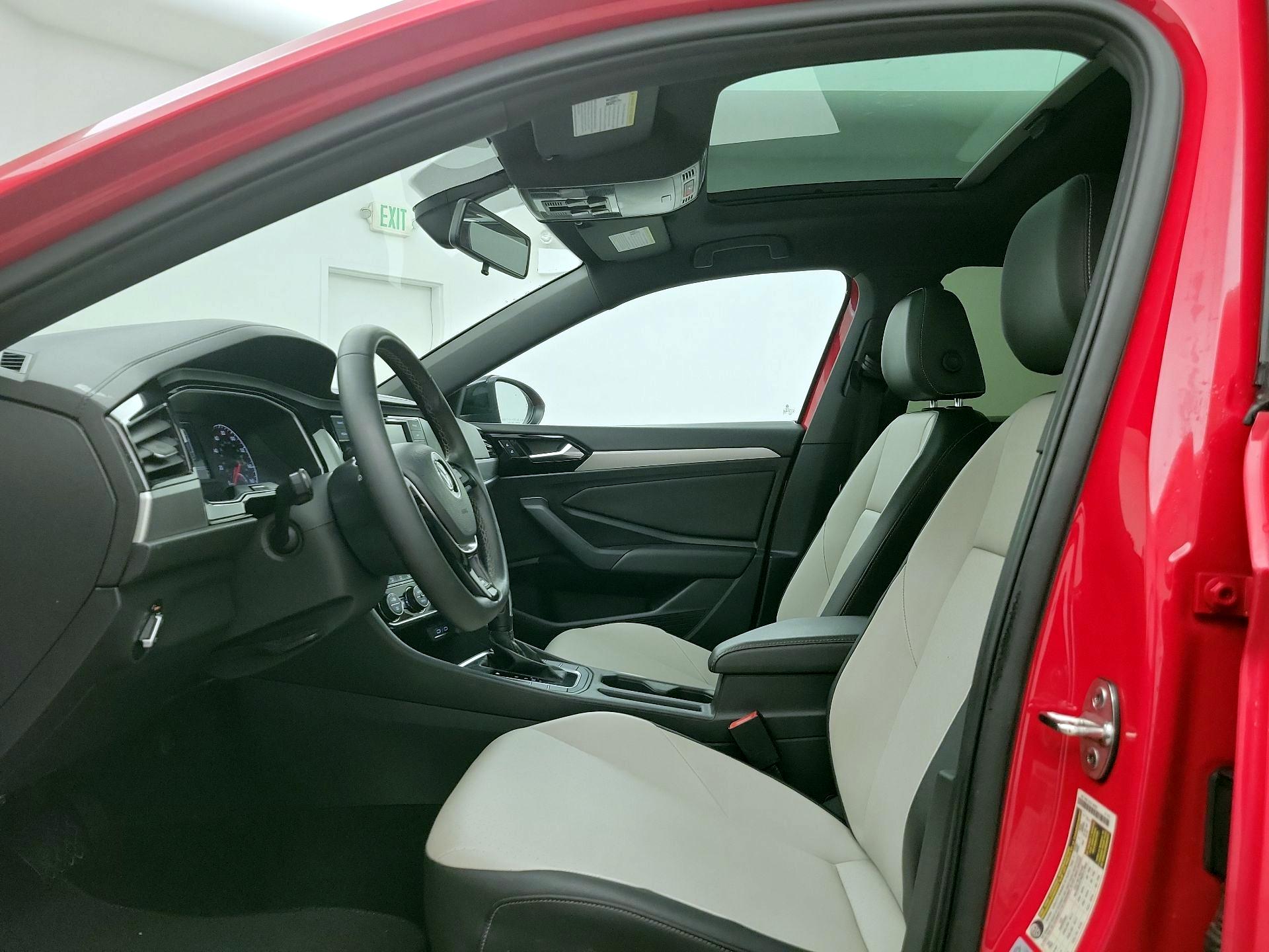 Thumbnail: 2021 Volkswagen Jetta - 19