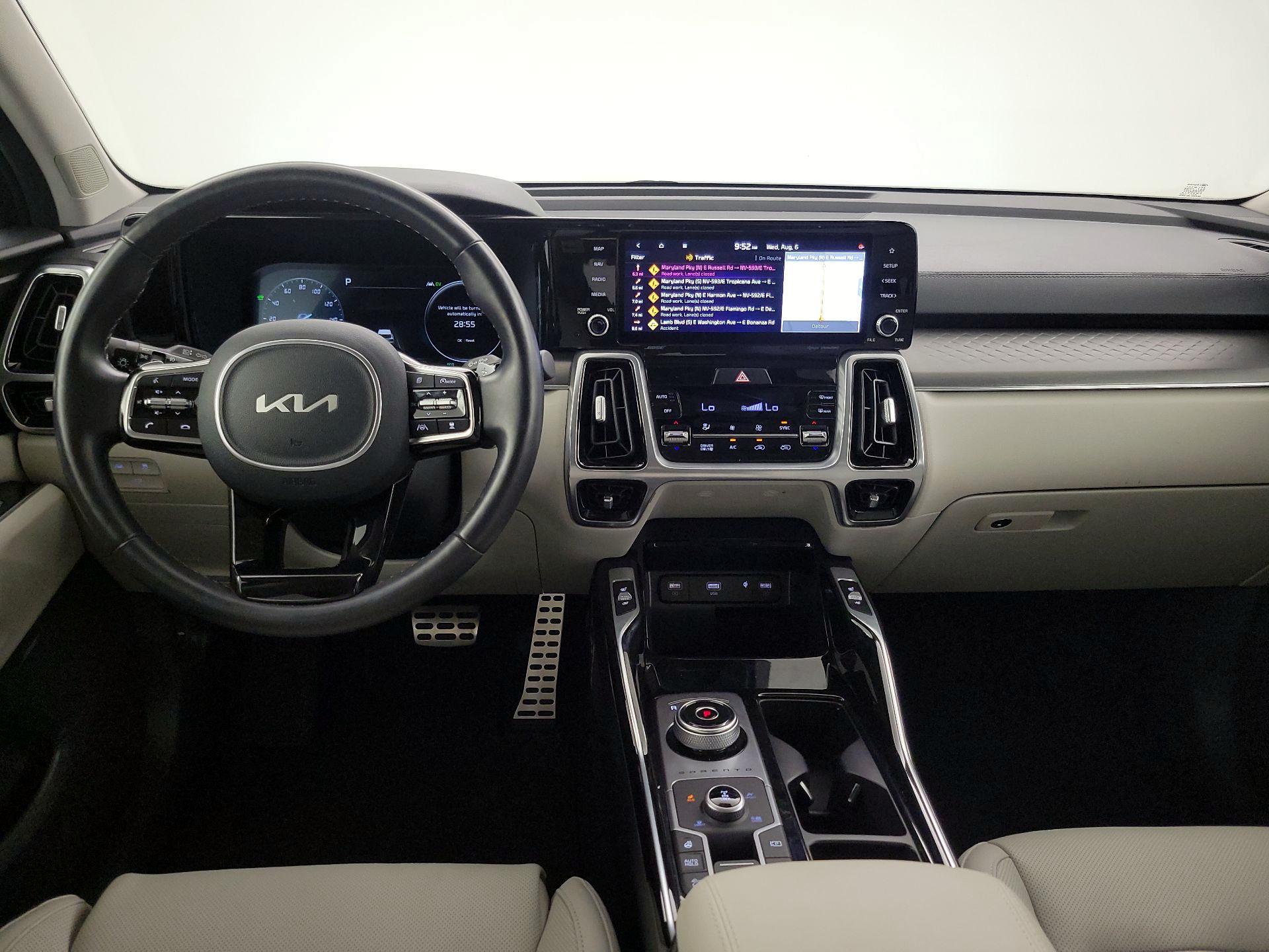 Thumbnail: 2023 Kia Sorento - 9